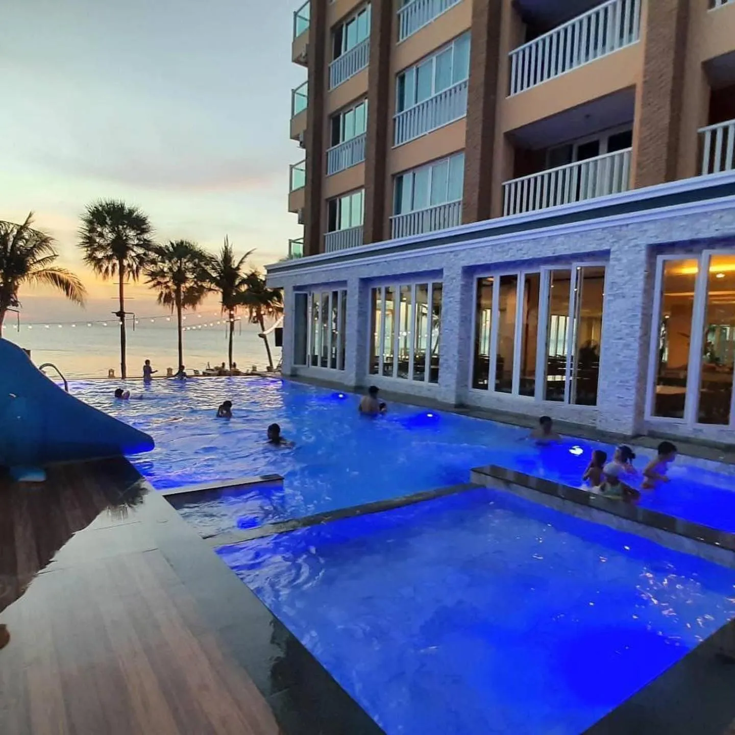 Swimming pool in Saisawan Beach Luxury Hotel