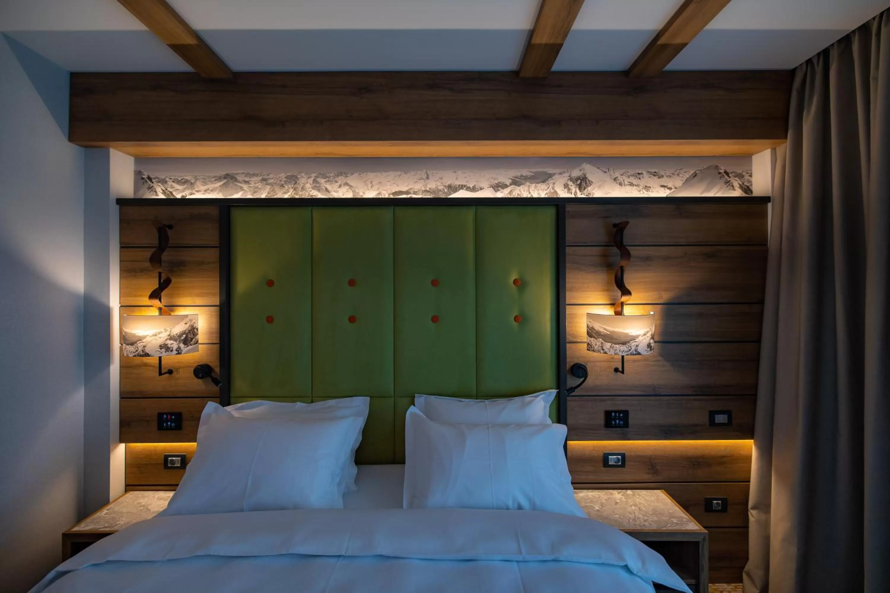 Bed in Hotel Belmont & Spa