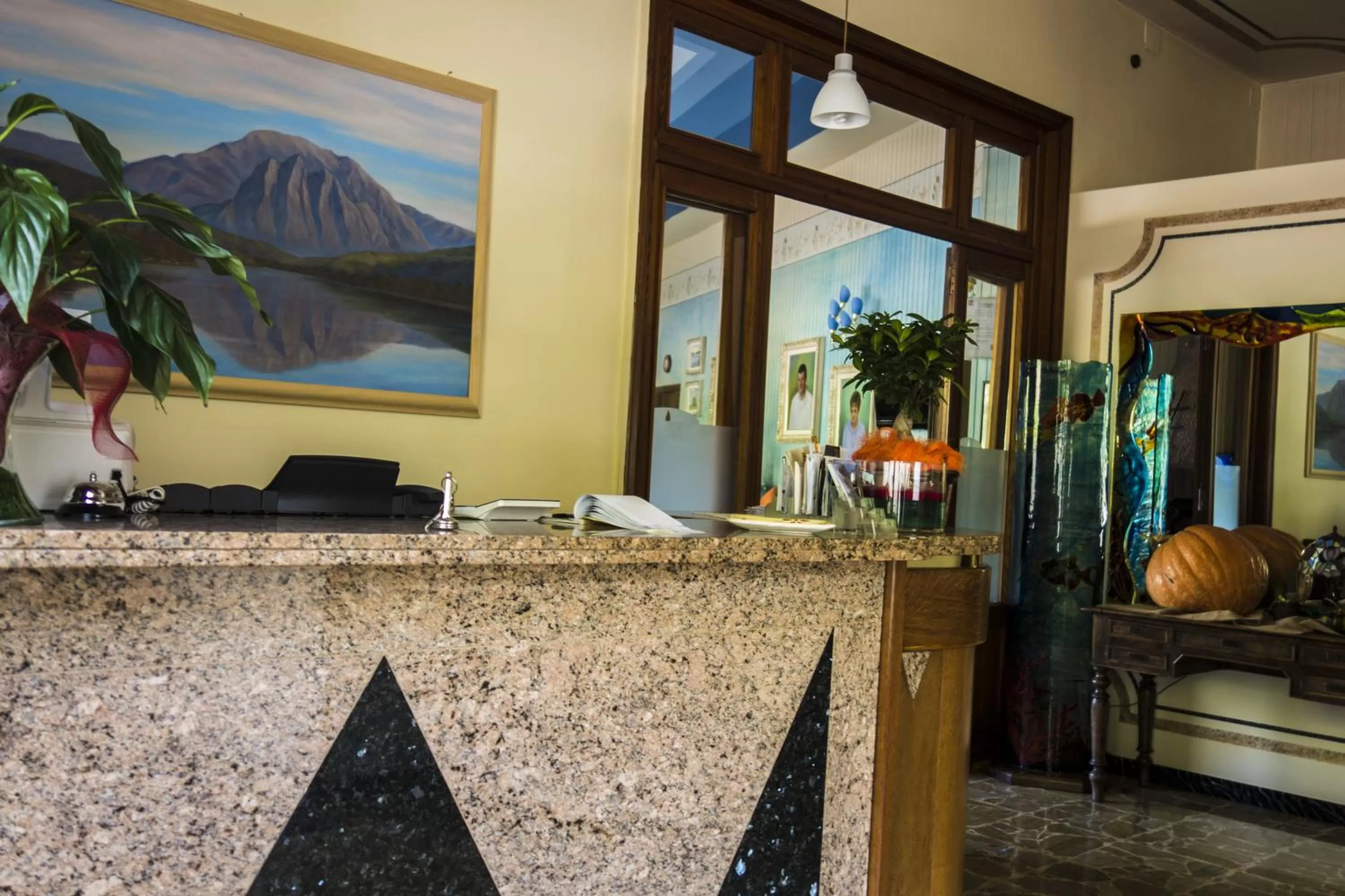 Lobby or reception in Albergo La Romanella