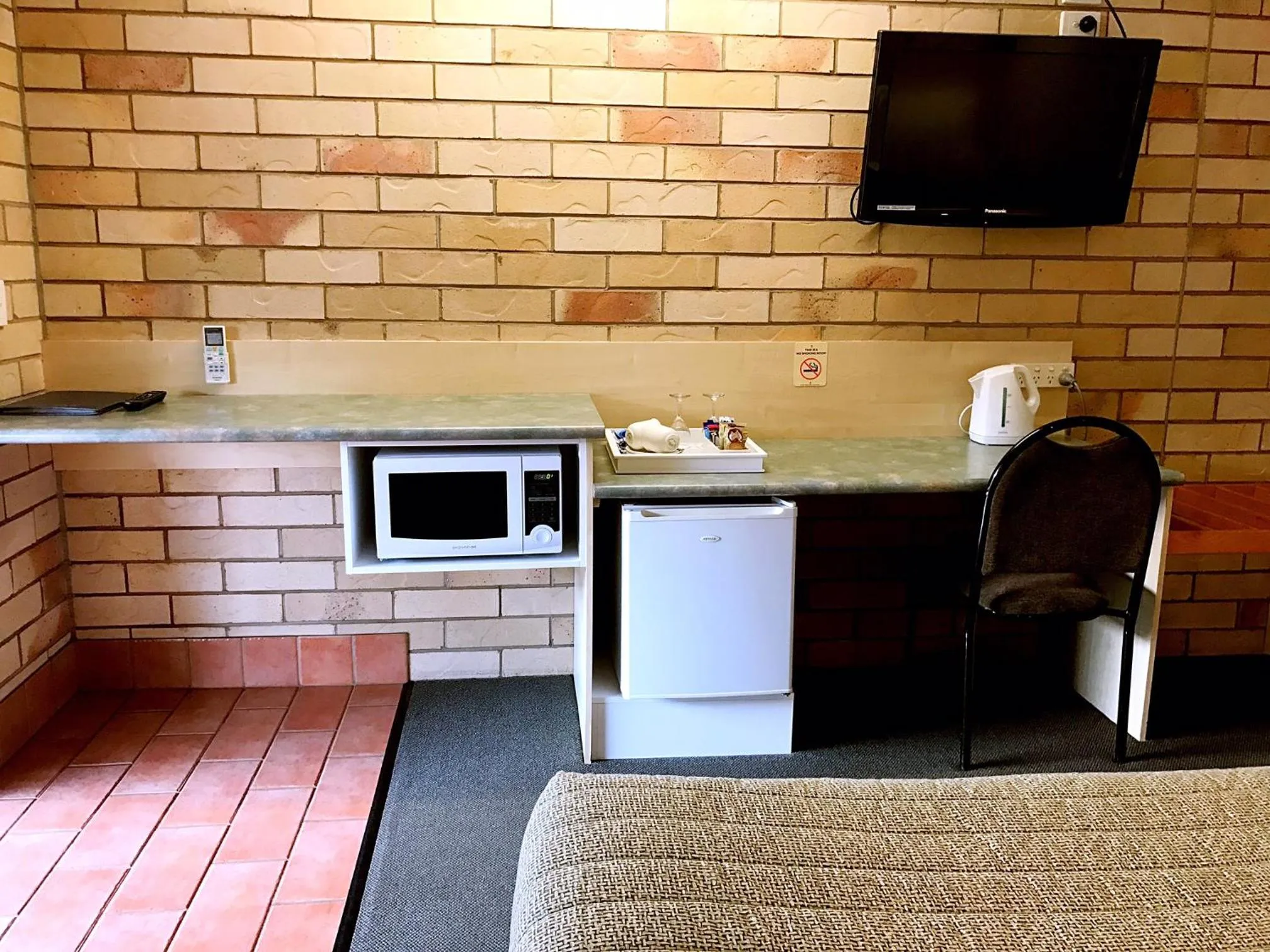 Coffee/tea facilities in Starlight Motor Inn