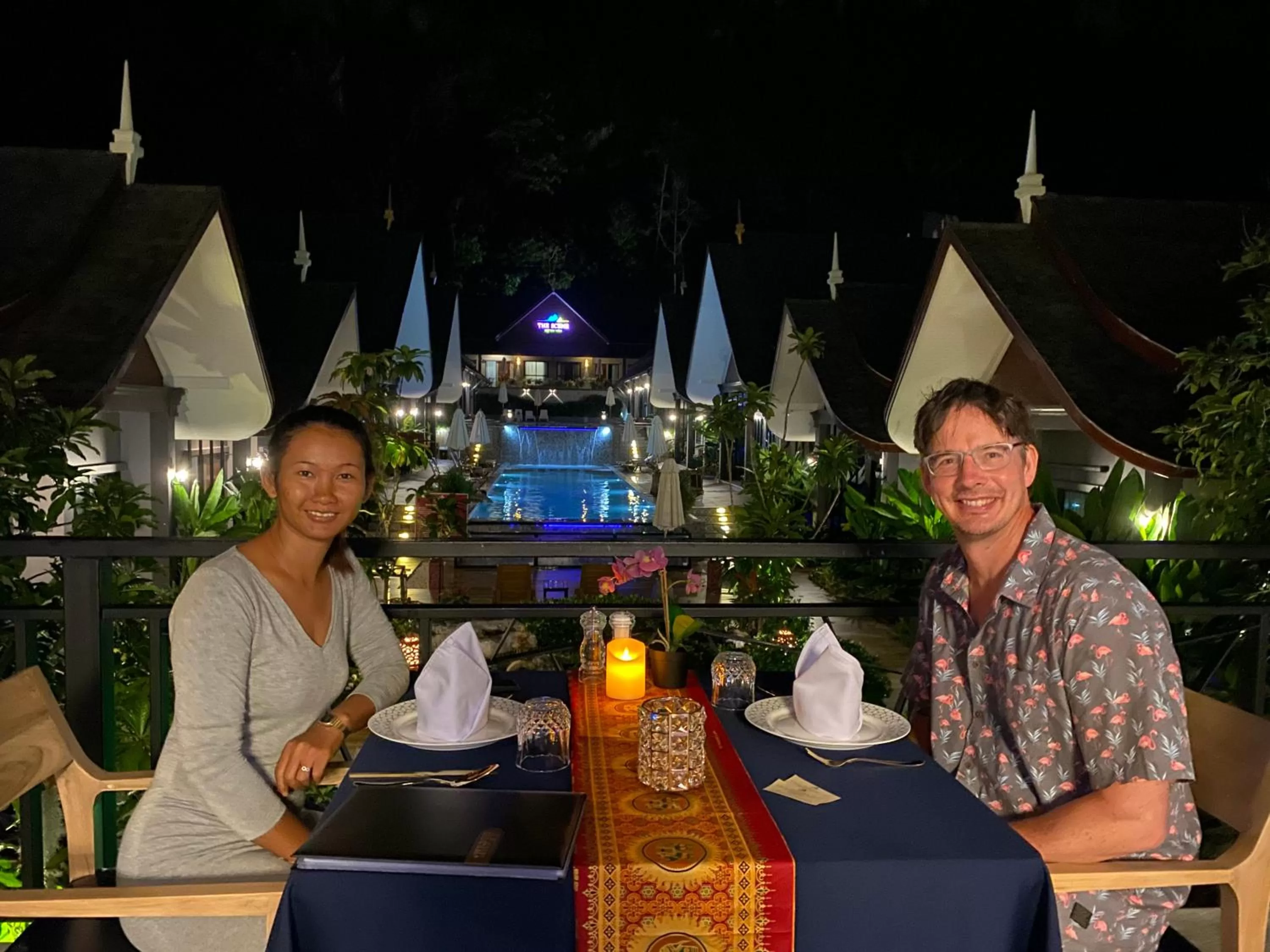 Restaurant/places to eat in The Scene Cliff View Villas