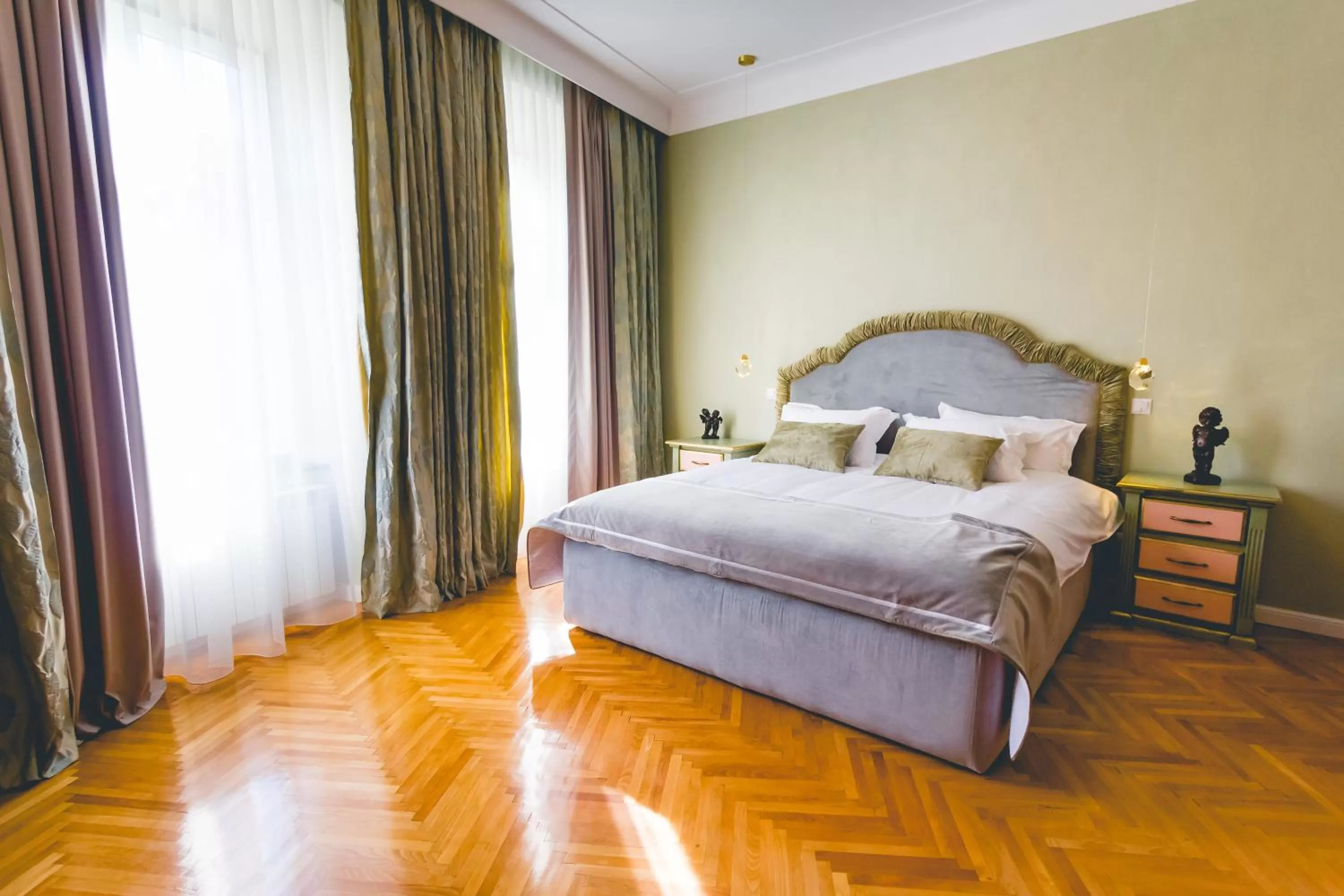 Bedroom, Bed in MAGISTER seven