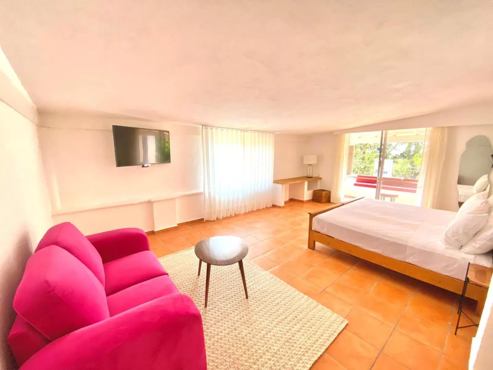 Living room, Bed in Hotel Cala Blanca Cuernavaca