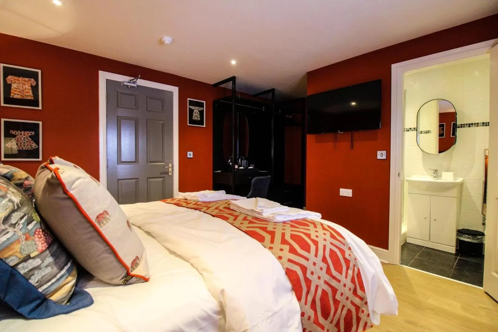 Bed in Three Horseshoes Leamside