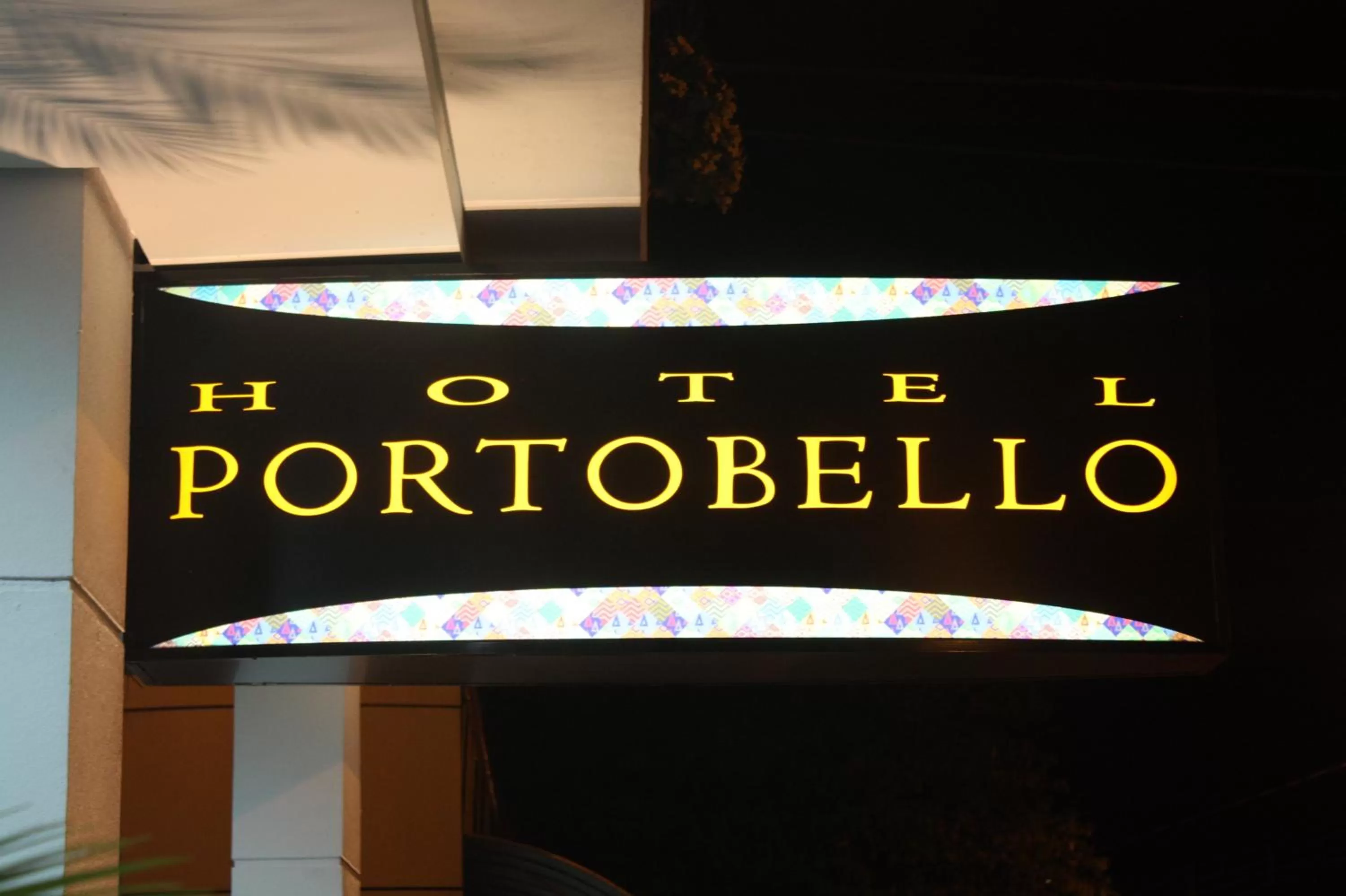 Property logo or sign in Hotel Portobello