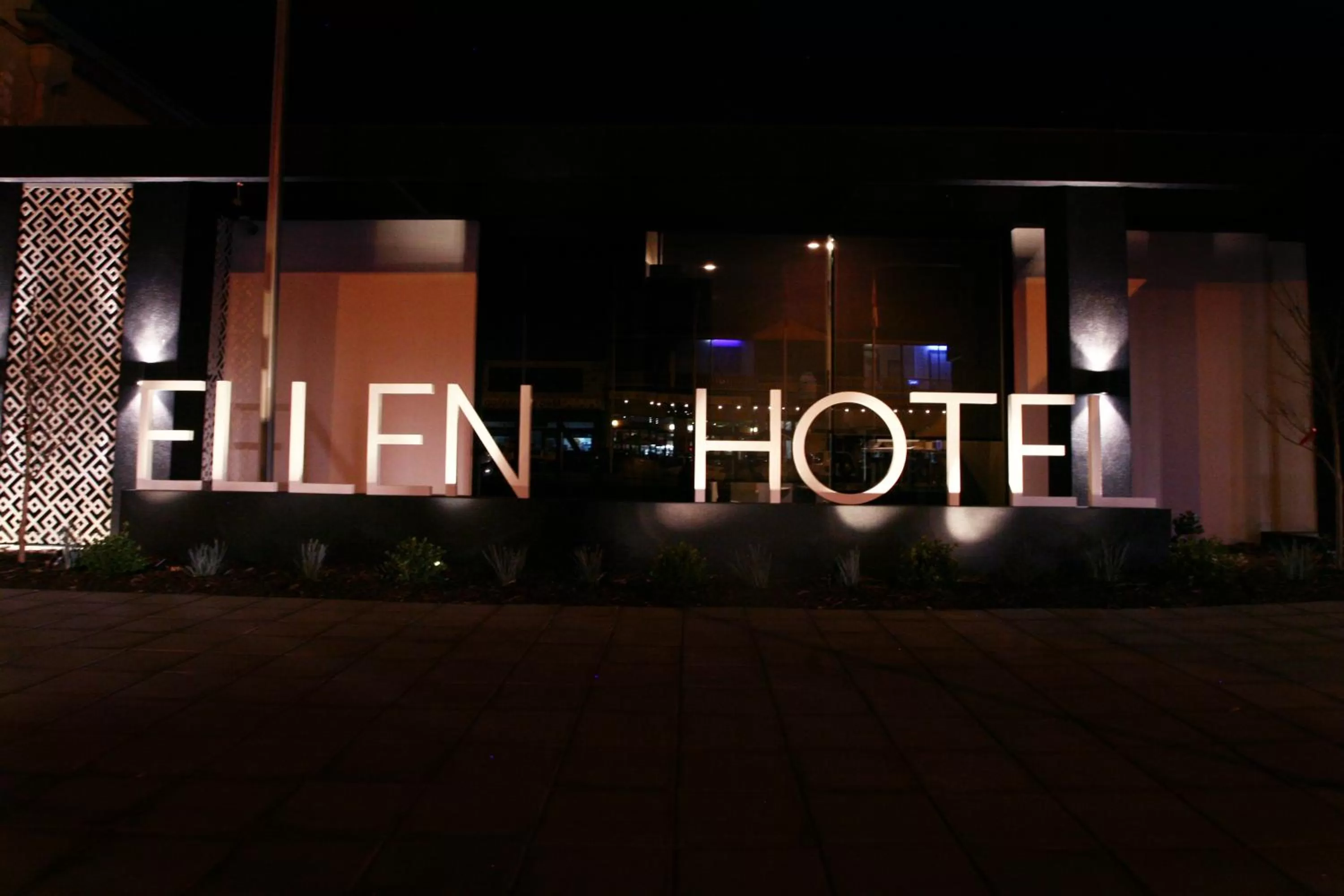 Property logo or sign in Ellen Hotel