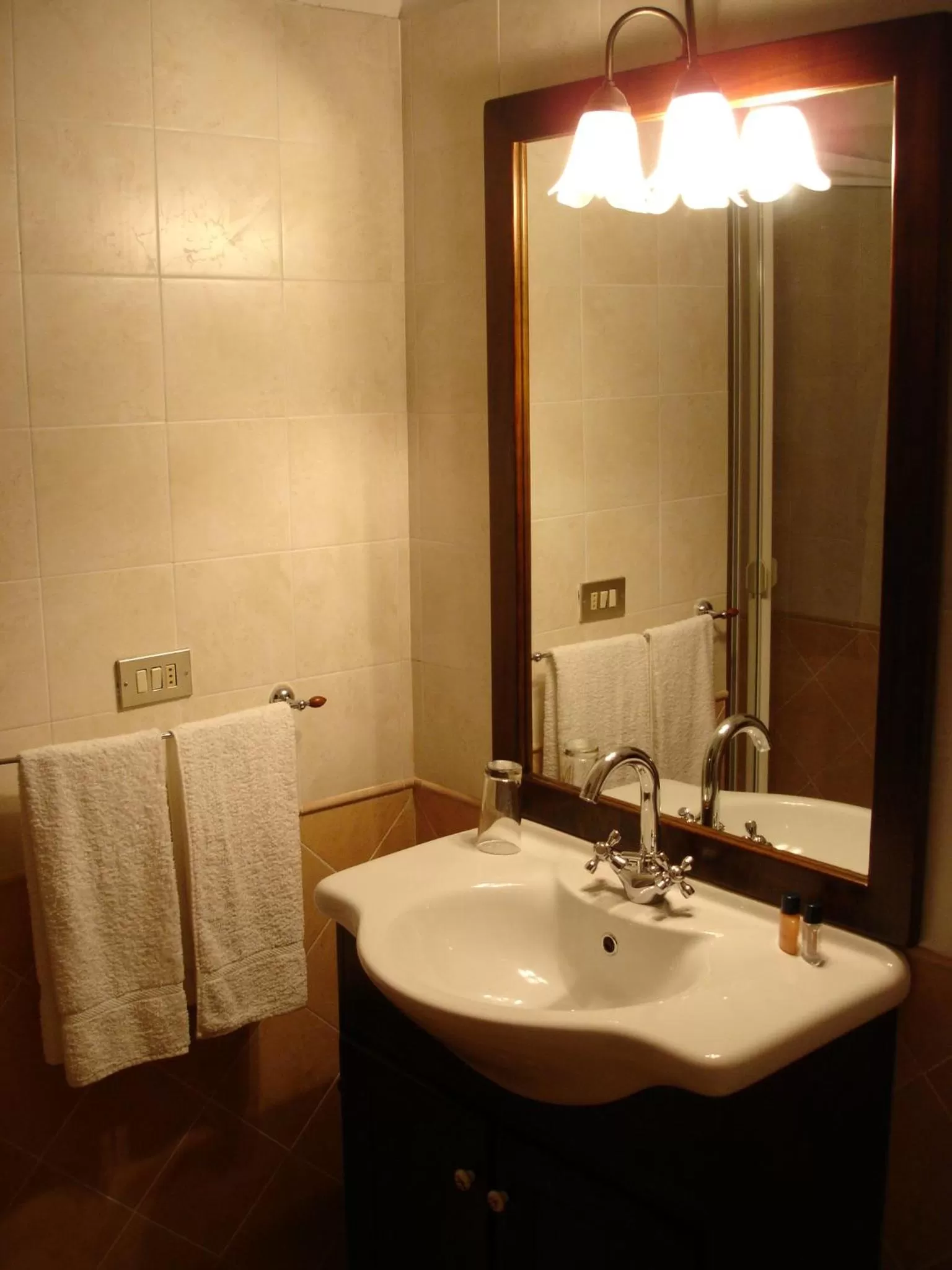 Bathroom in Candalù - Villa Giardinata