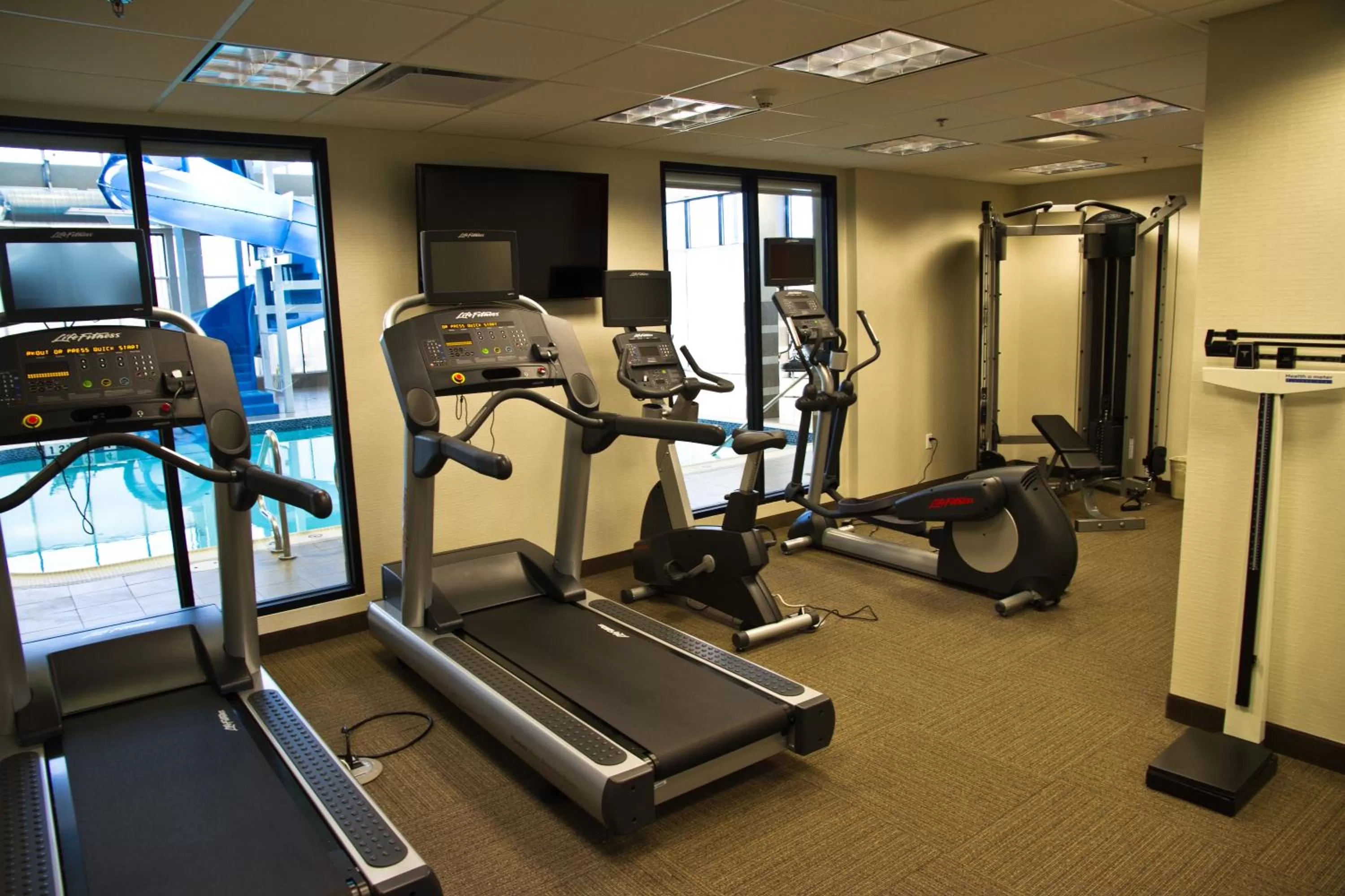Fitness centre/facilities in Holiday Inn Hotel & Suites Red Deer by IHG