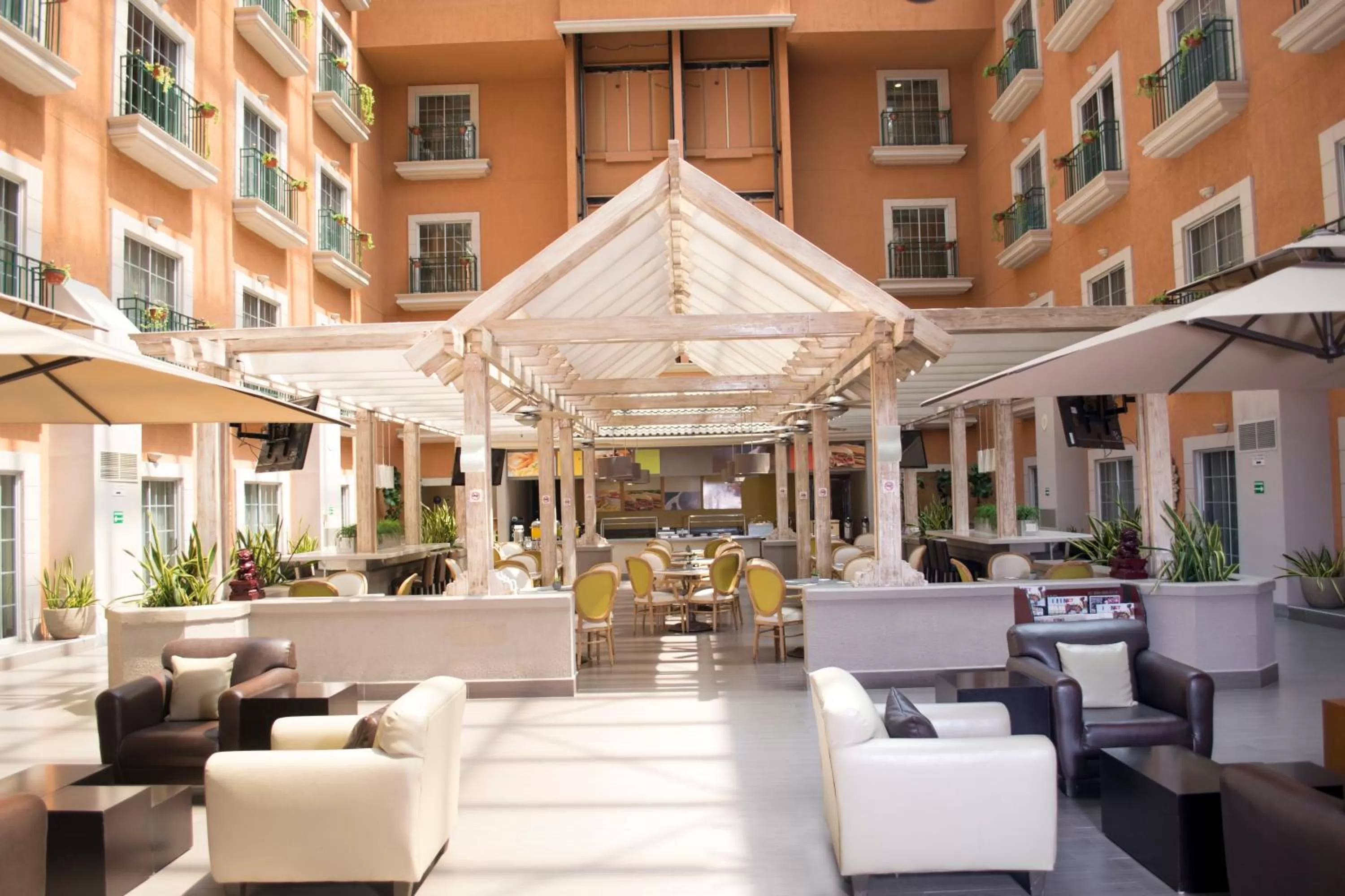 Restaurant/places to eat in iStay Hotel Ciudad Juarez