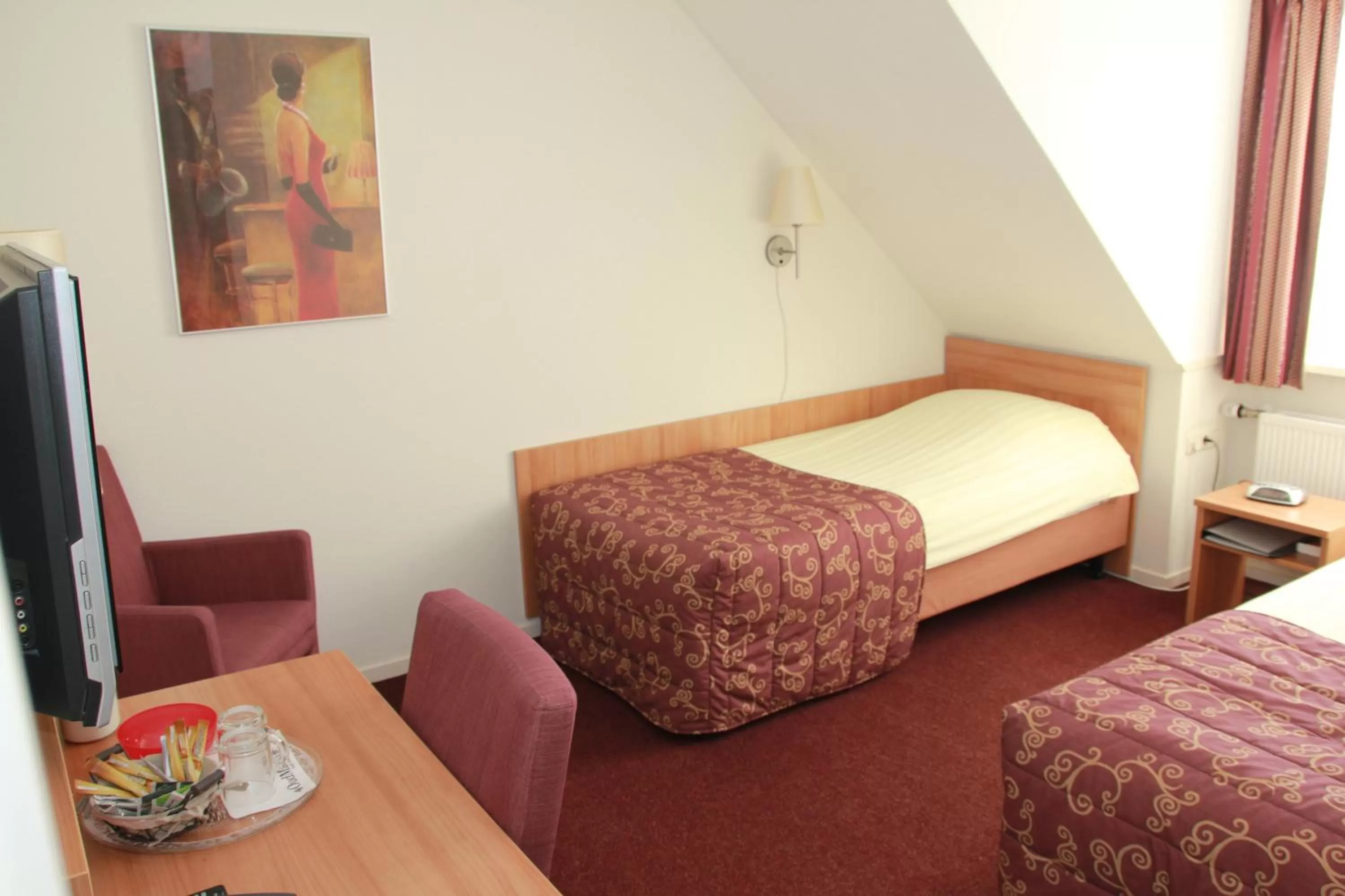 Photo of the whole room, Bed in Hotel Brasserie Oud Maren