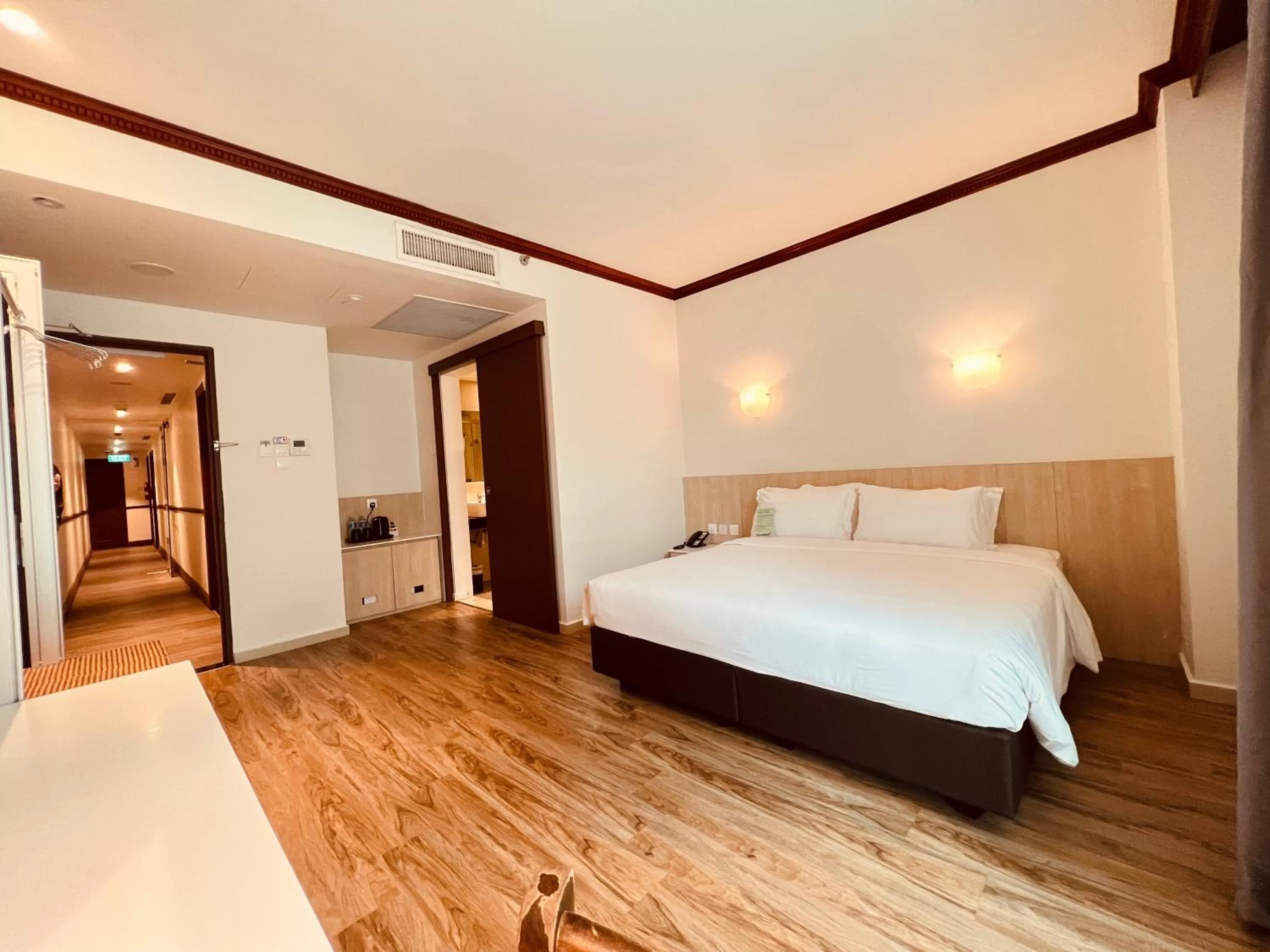 Photo of the whole room, Bed in Park View Hotel