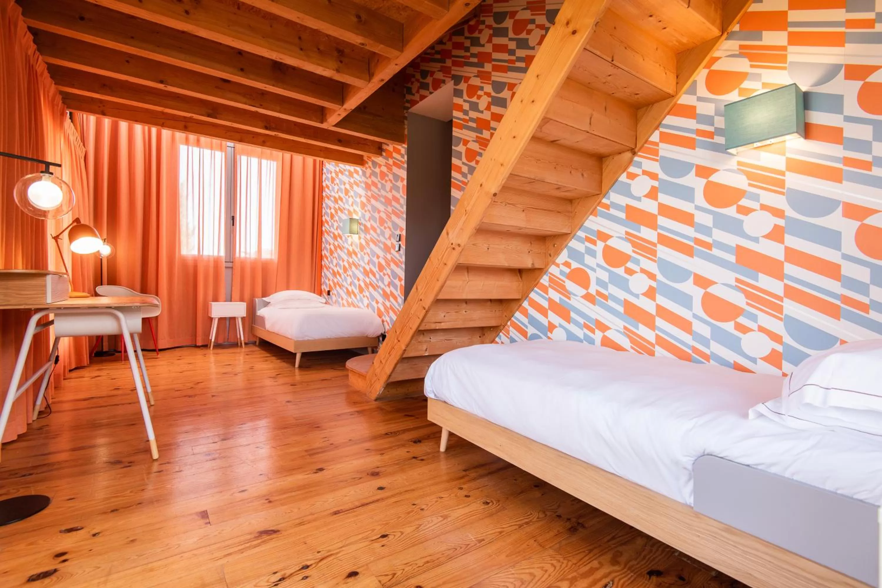 Photo of the whole room, Bed in Hôtel Montmorency & Spa