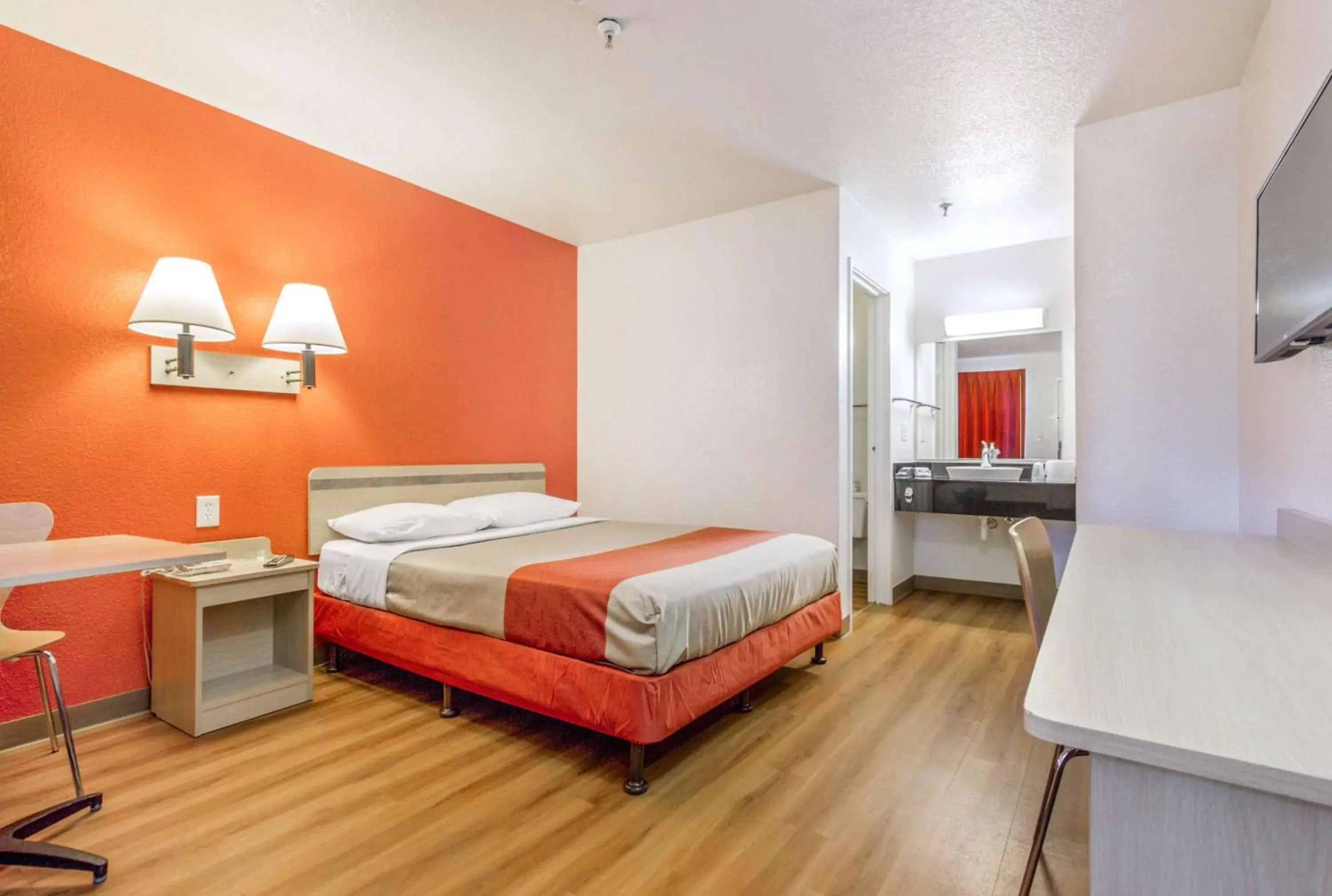 Double Room - Disability Access - Roll In Shower in Motel 6-Phoenix, AZ - West Double Room - Disability Access - Roll In Shower in Motel 6-Phoenix, AZ - West