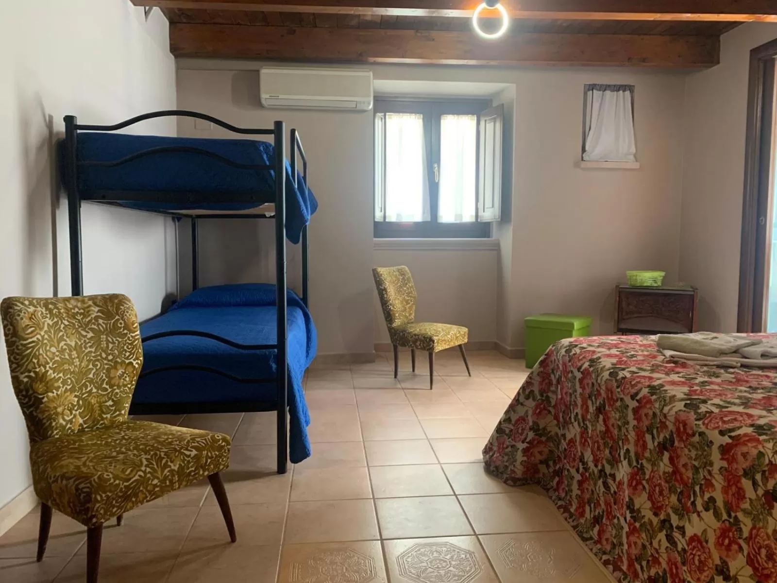 Bed in CD Romanello (Mura S. Cataldo)