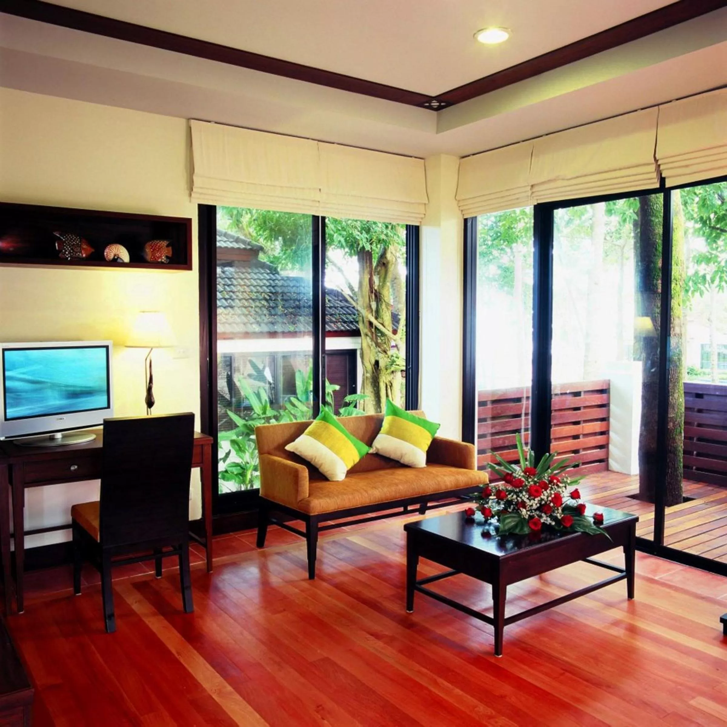 Seating area in Chang Buri Resort & Koh Chang Hillside