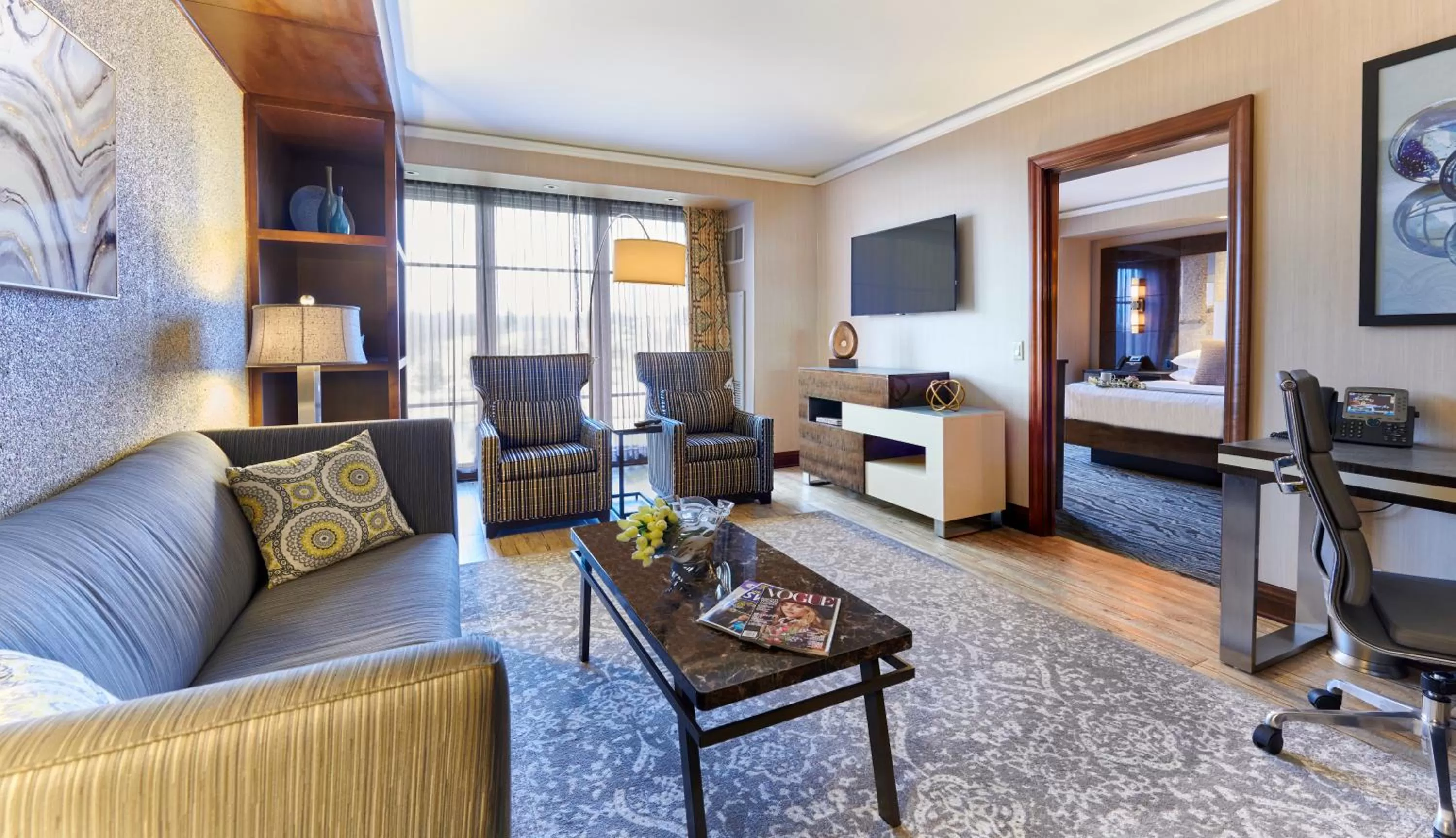 Living room in Mount Airy Casino Resort - Adults Only 21 Plus