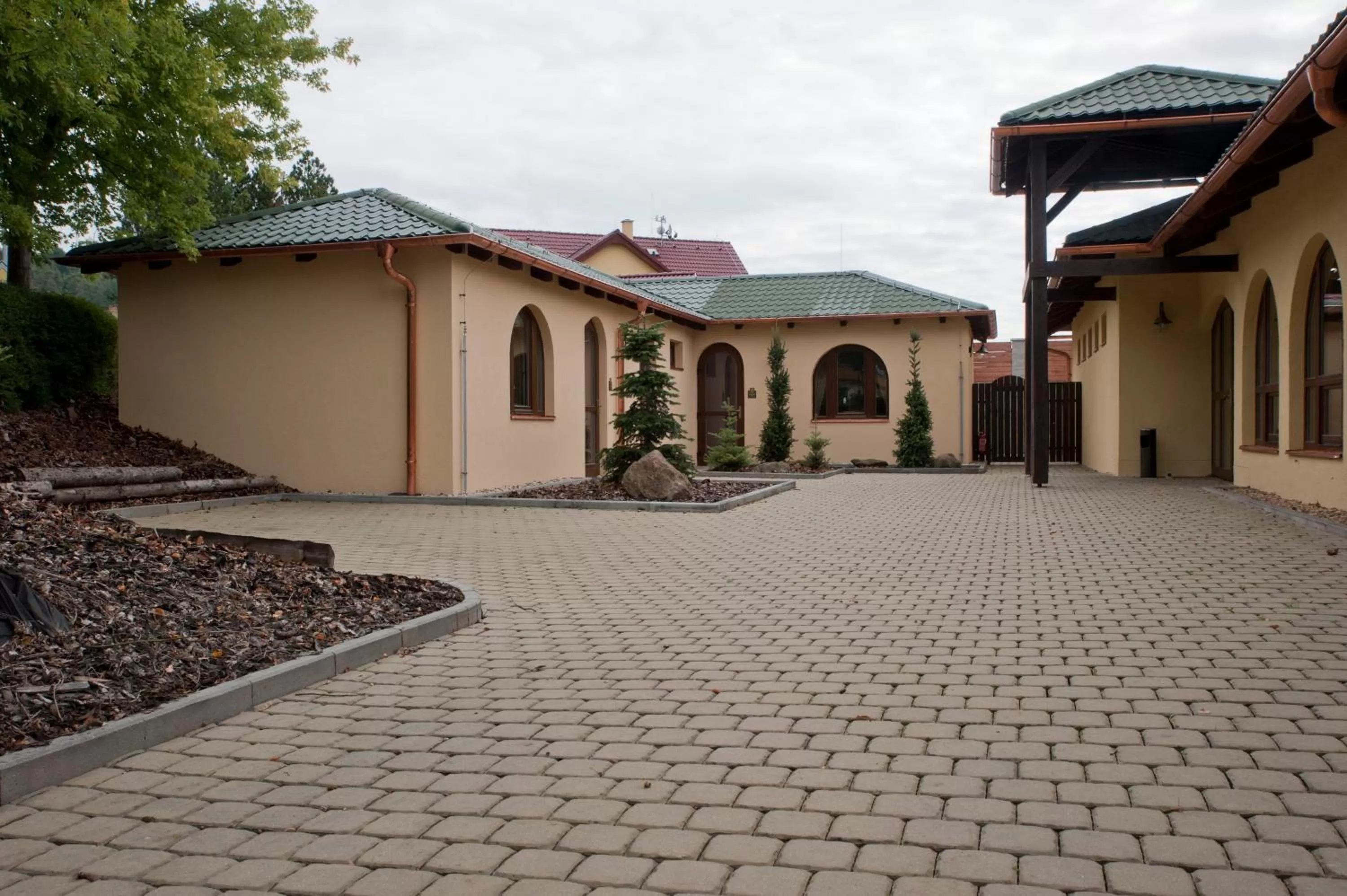 Property Building in Lovecká Bašta