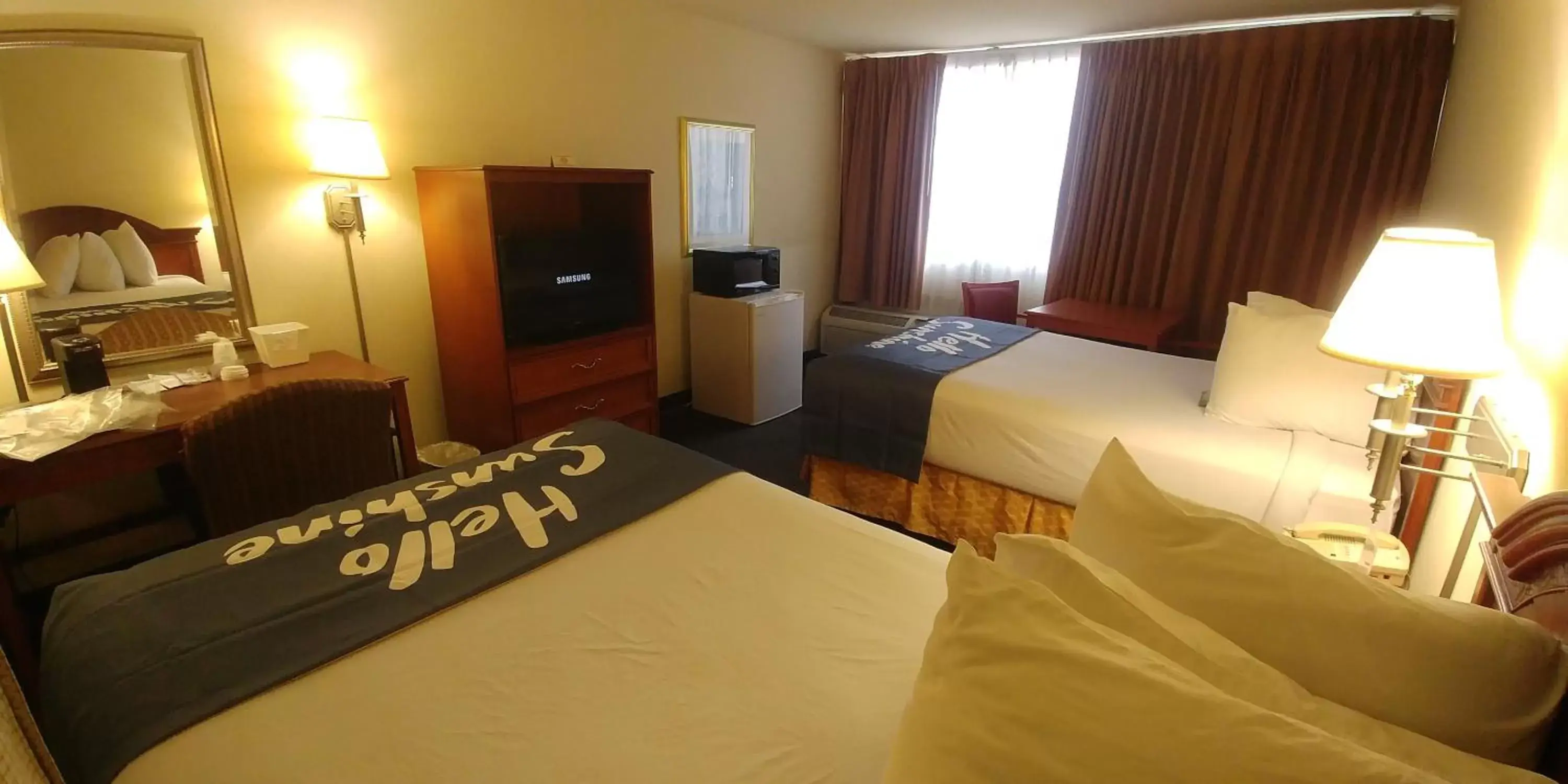Double Room with Two Double Beds - Non-Smoking in Days Inn by Wyndham Sidney OH Double Room with Two Double Beds - Non-Smoking in Days Inn by Wyndham Sidney OH