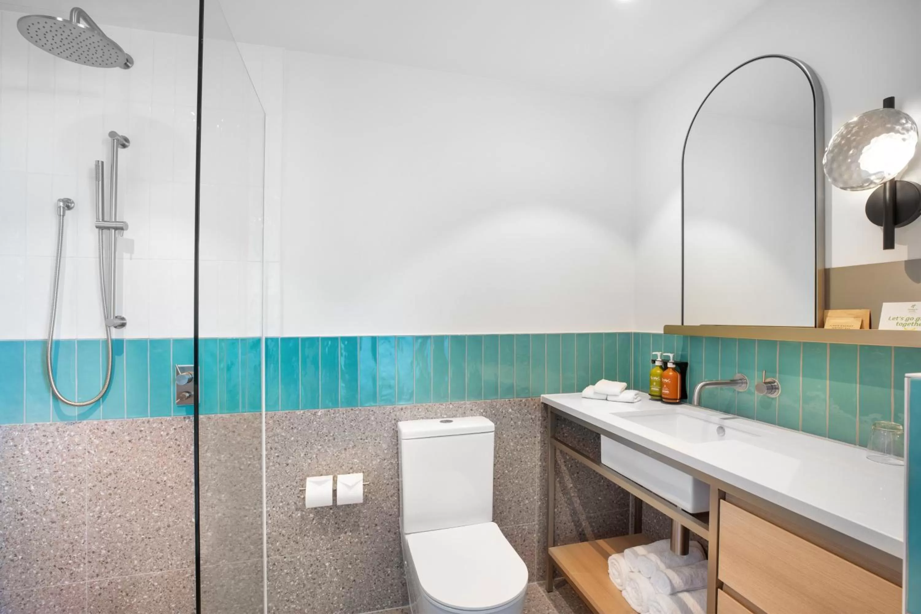 Bathroom in Holiday Inn & Suites Geelong by IHG