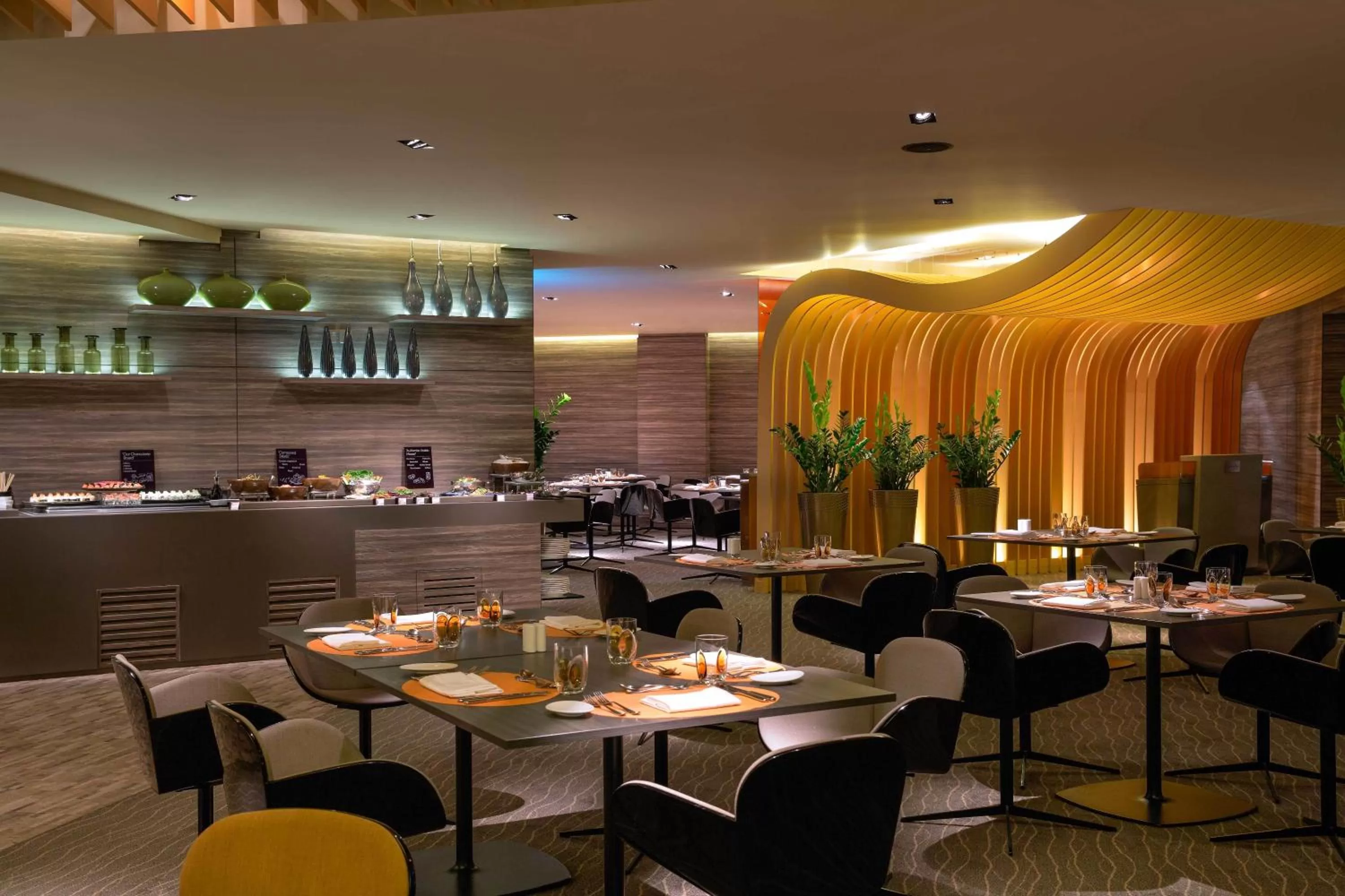 Restaurant/places to eat in The Art Hotel & Resort