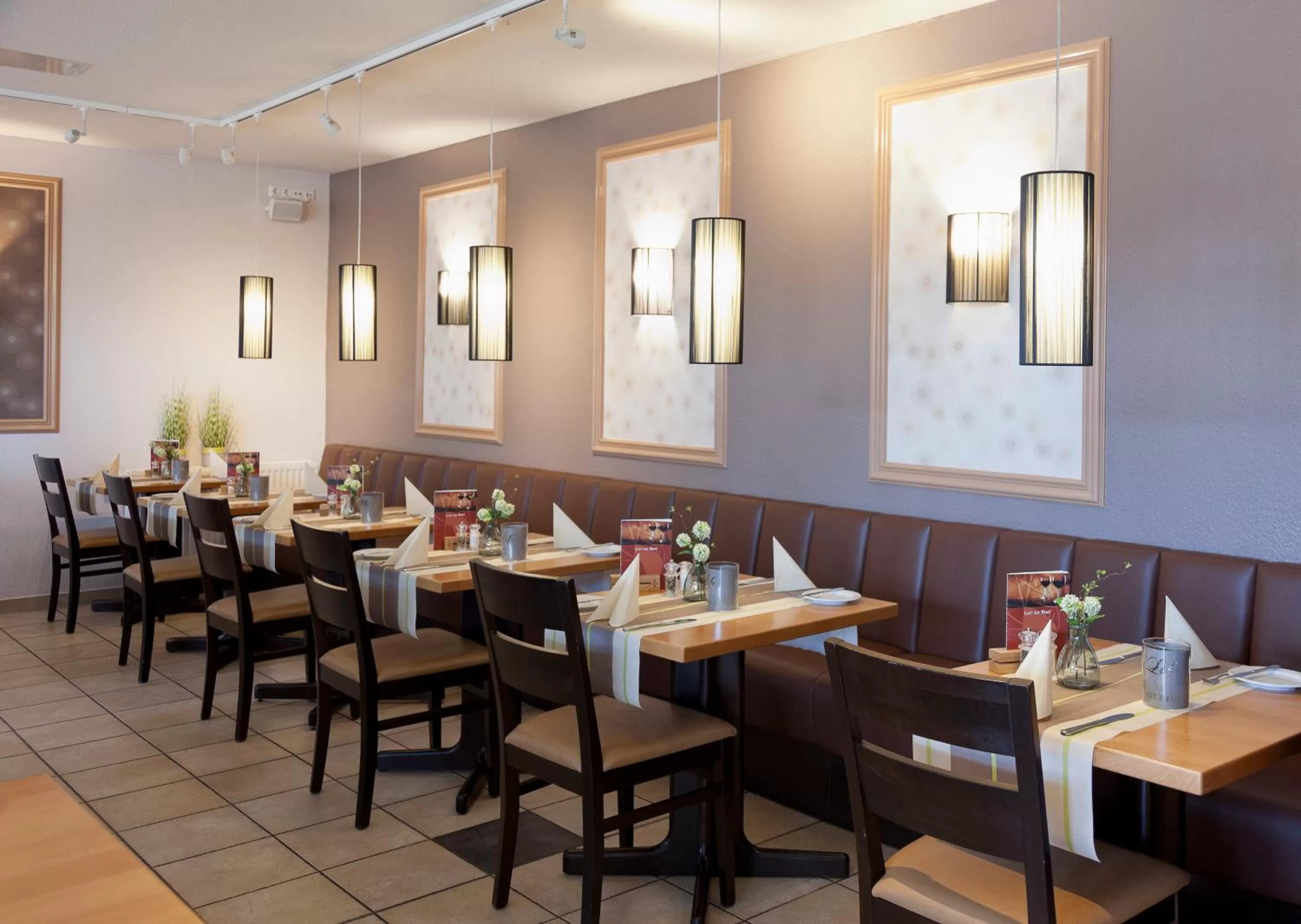 Restaurant/places to eat in Hotel Pension Am Hafen