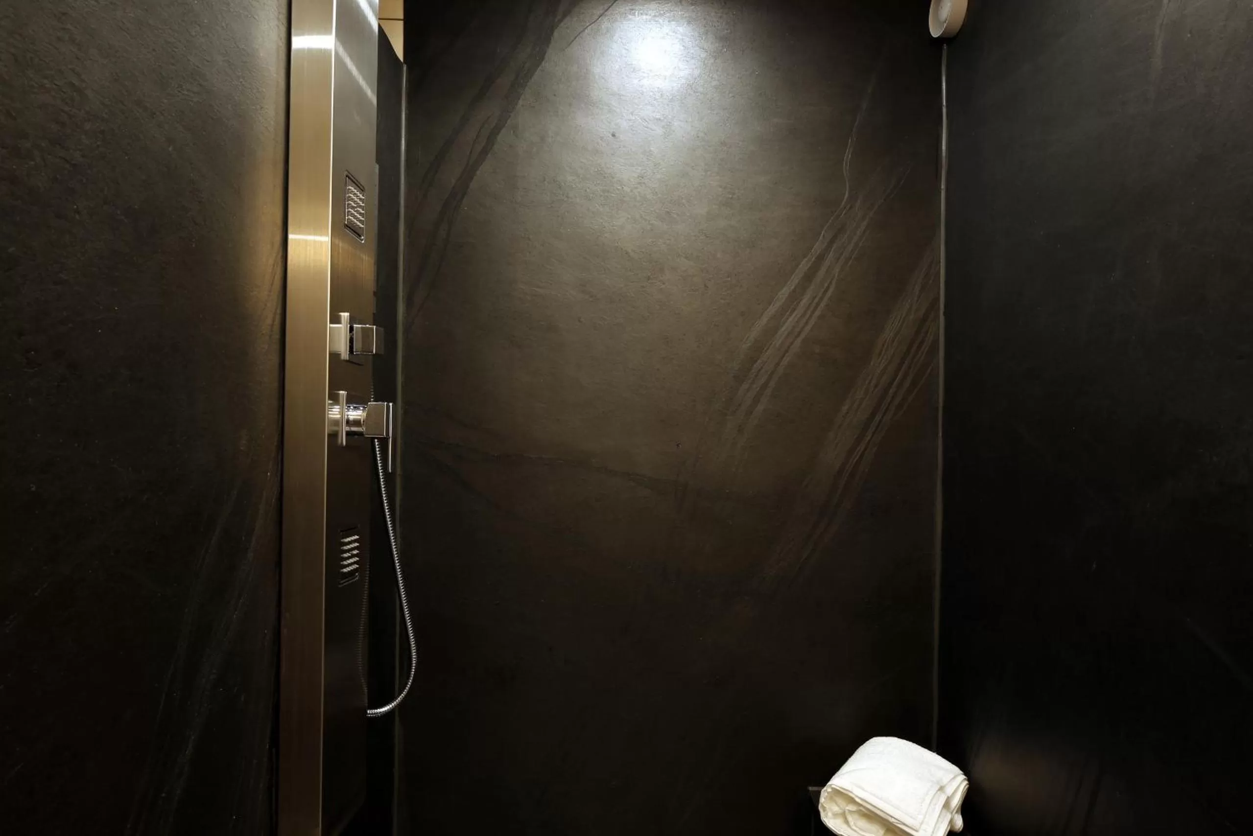 Shower, Bathroom in Marias Guest House