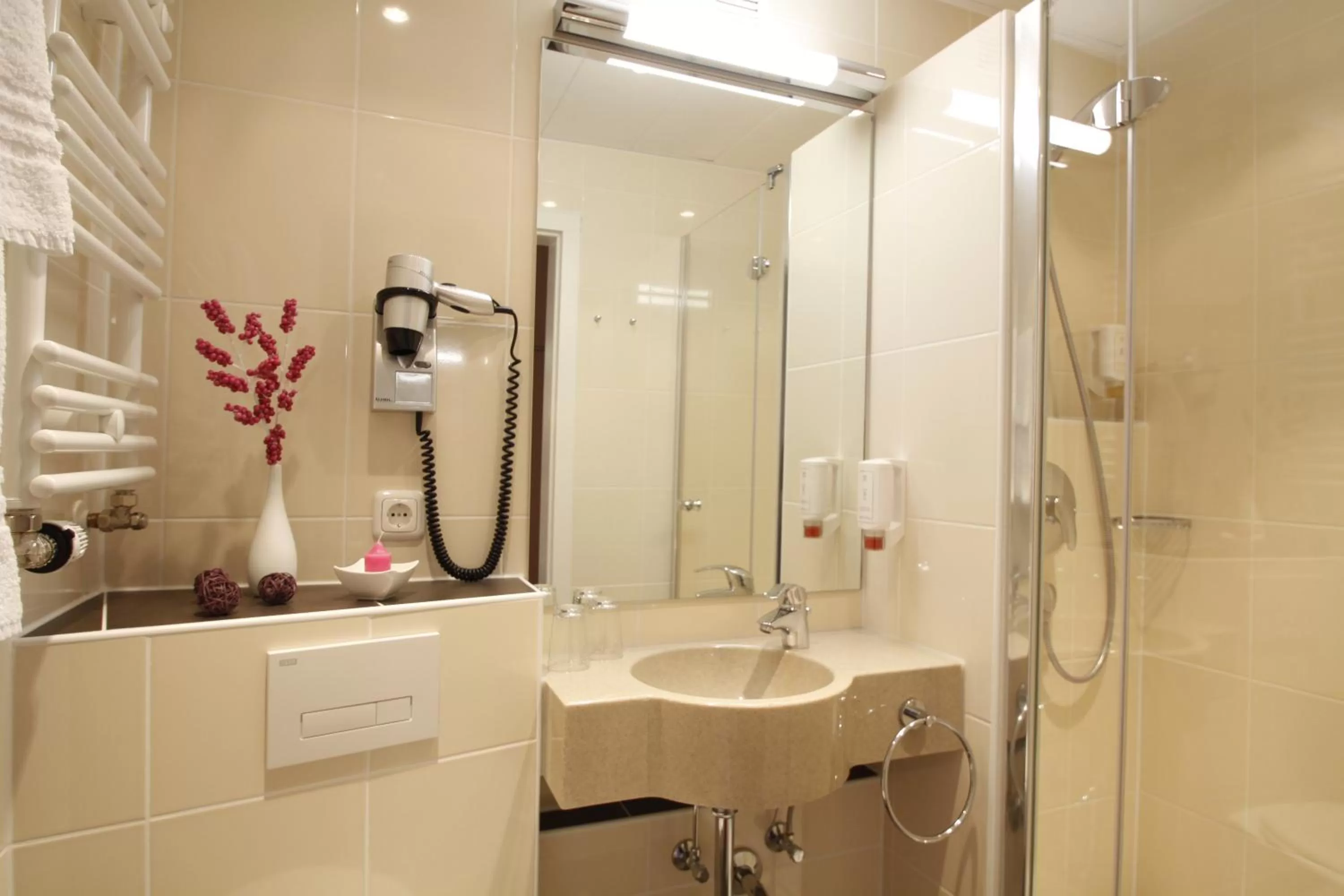 Bathroom in Hotel Kaiserhof Wesel