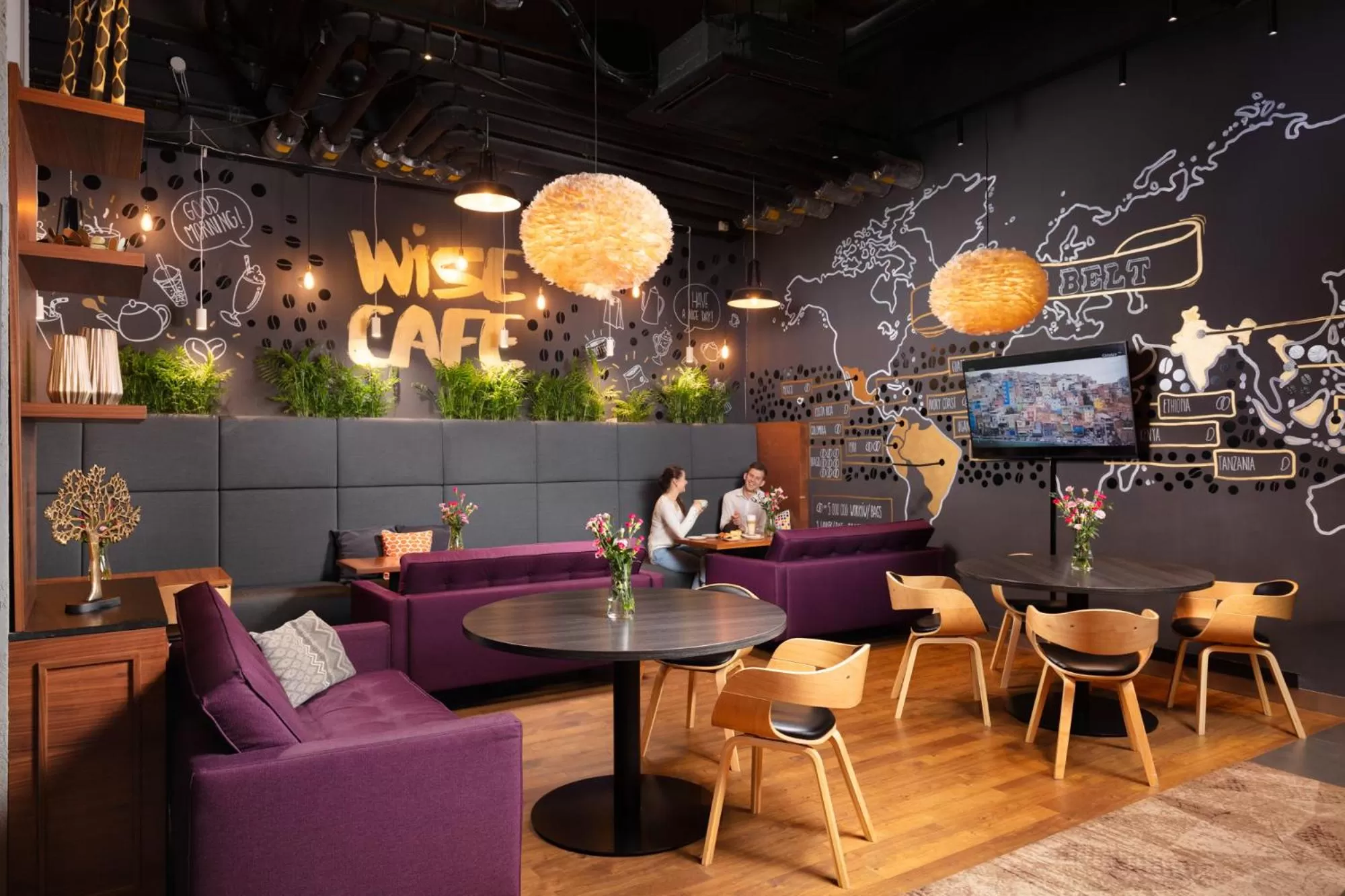 Restaurant/places to eat in Novotel Poznan Centrum