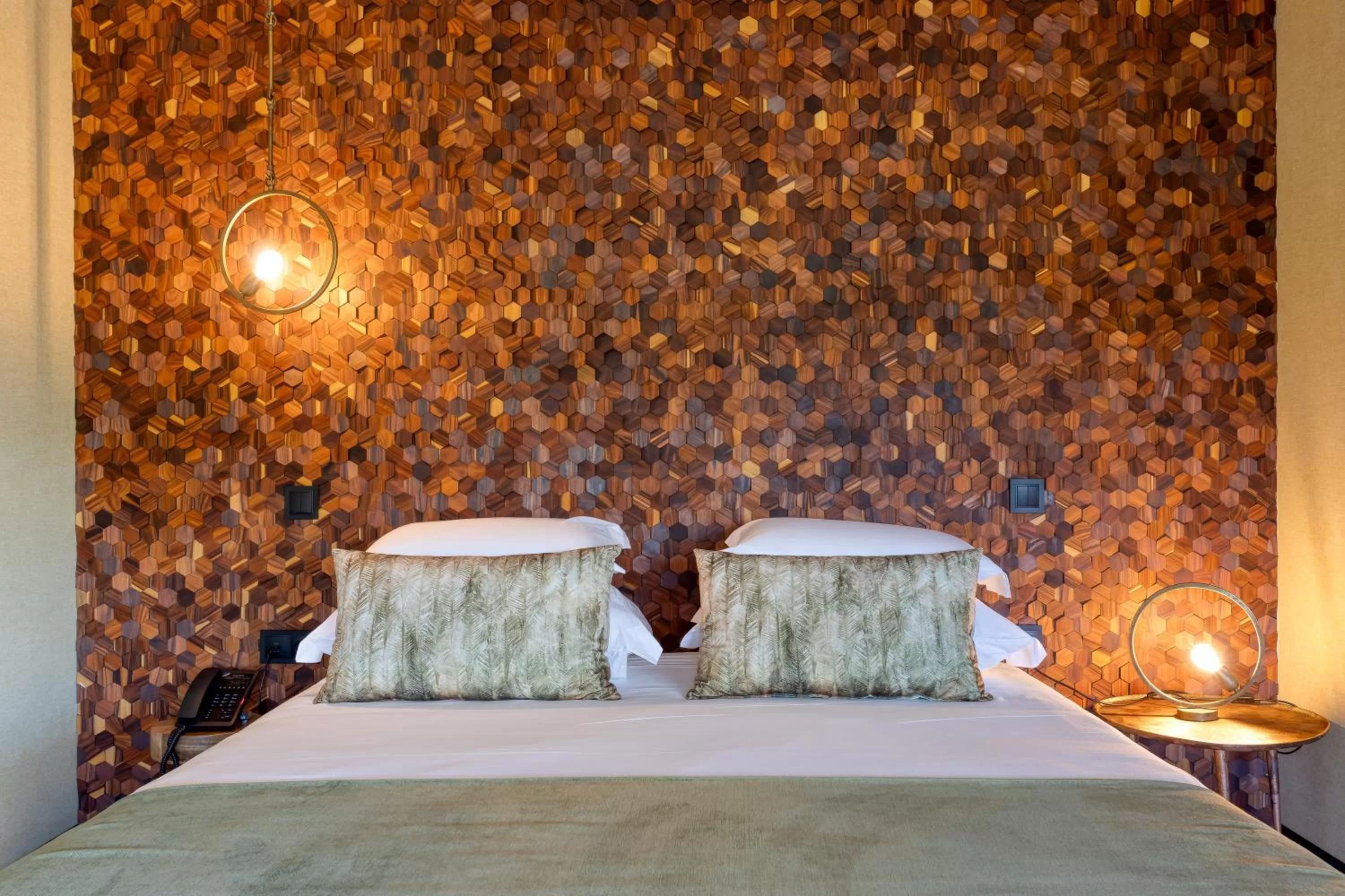 Decorative detail, Bed in Well Hotel & Spa