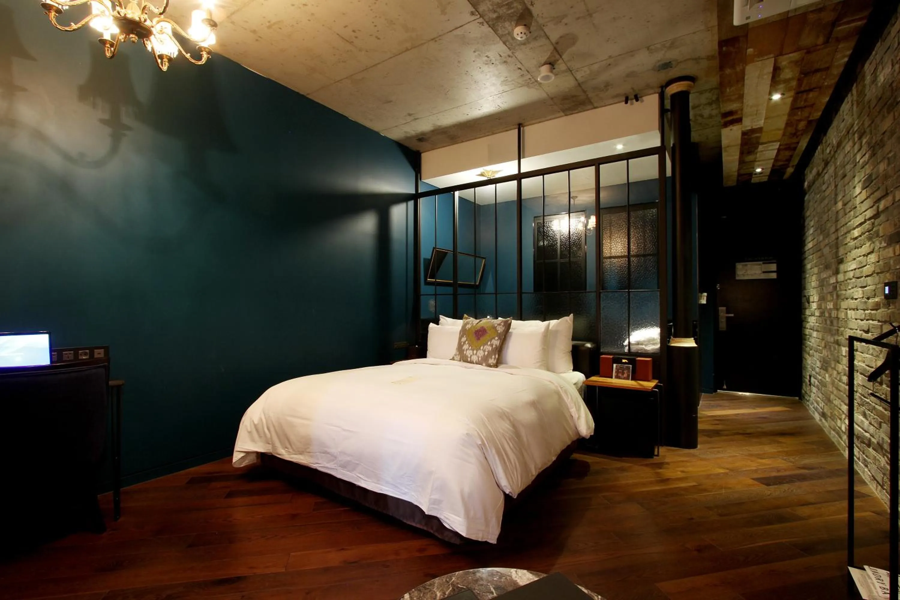 Photo of the whole room, Bed in Boutique Hotel Loft