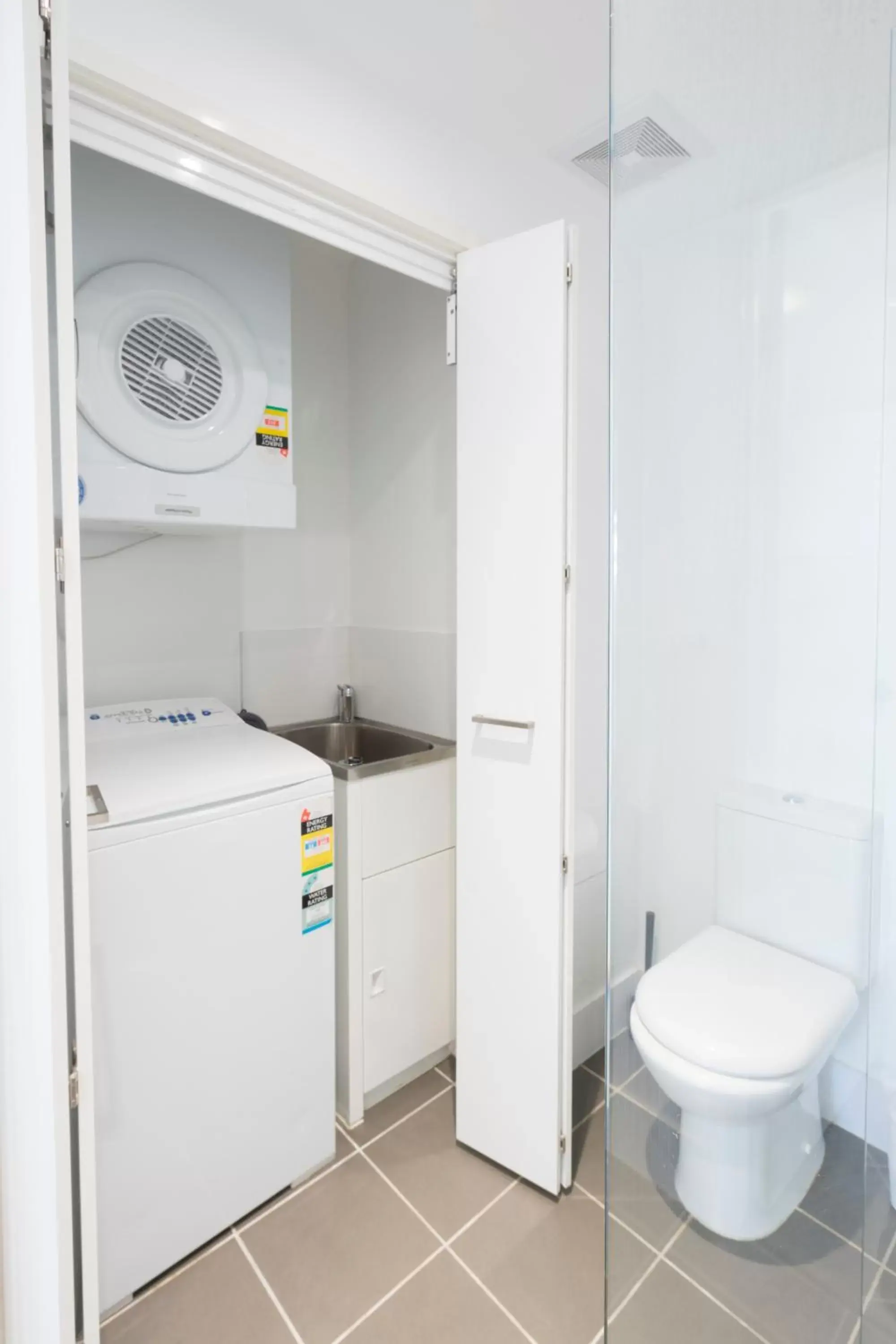 One-Bedroom Apartment in Eastwood Apartments One-Bedroom Apartment in Eastwood Apartments