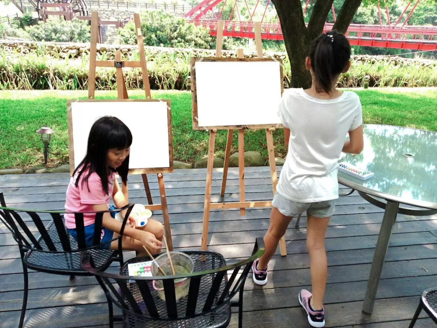 Children in Rainbow Bridge B&B