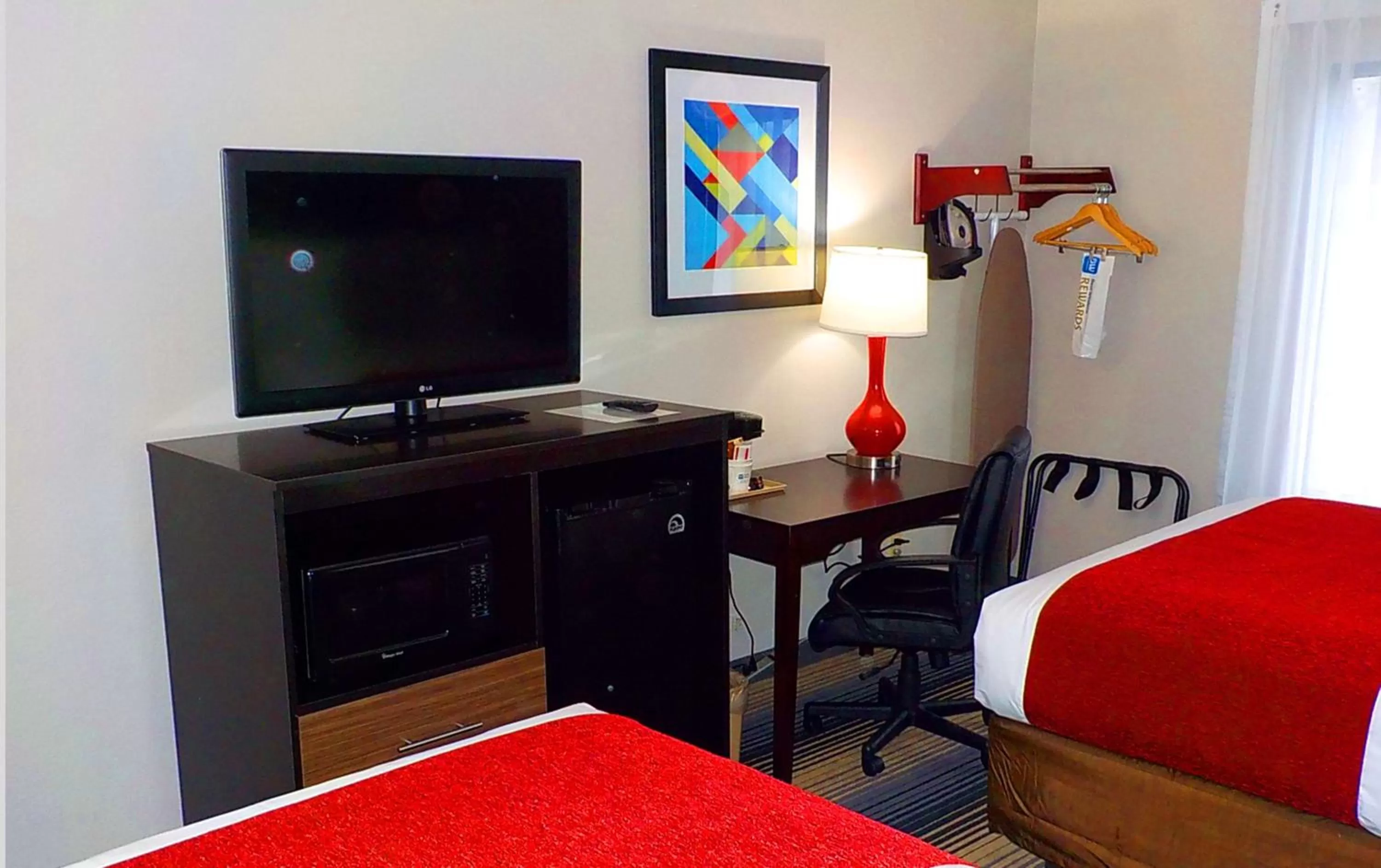 Photo of the whole room, Bed in SureStay Hotel by Best Western Florence