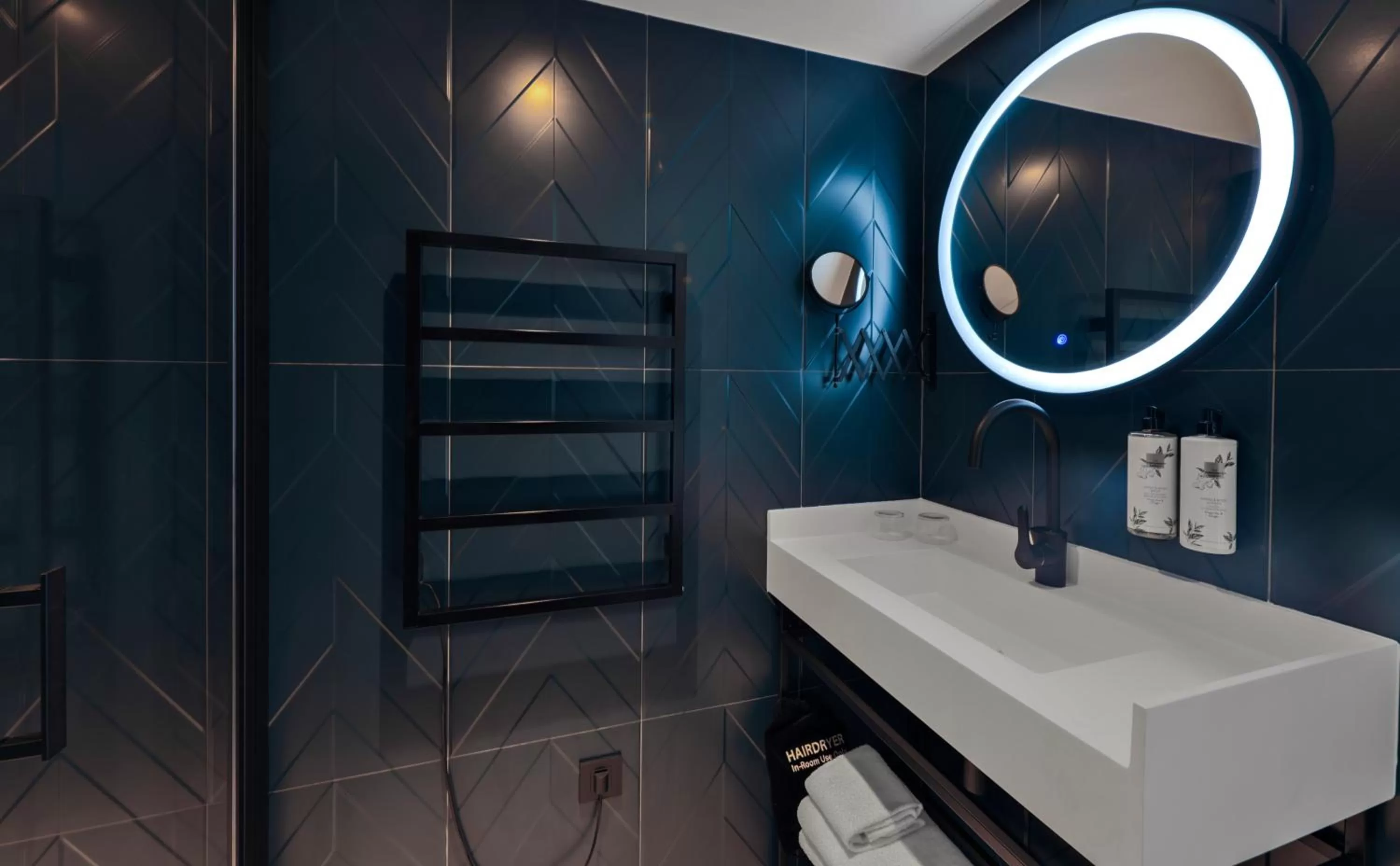 Bathroom in Urban Style Victoria Boutique Hotel