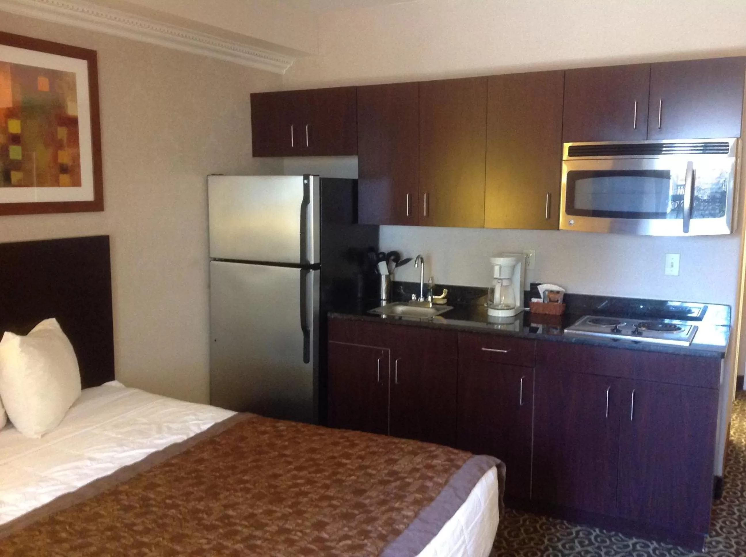 Photo of the whole room, Bed in Hawthorn Extended Stay by Wyndham El Paso