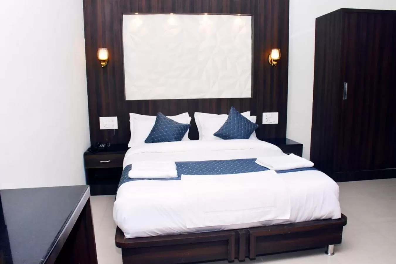 Bed in Hotel La Gowri, Coorg