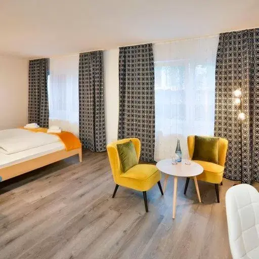 Double Room in City Hotel Meckenheim Double Room in City Hotel Meckenheim