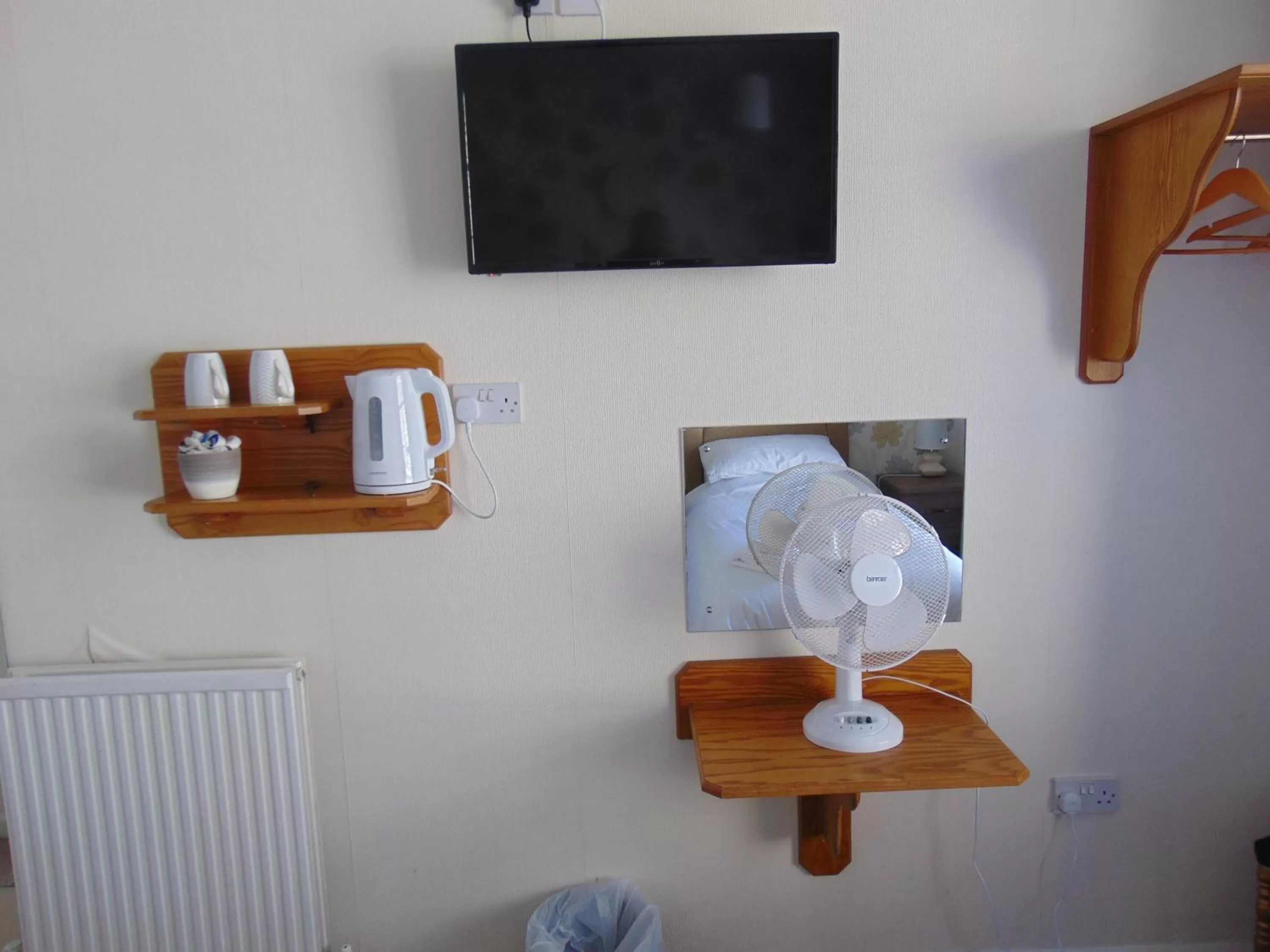 Coffee/tea facilities in The Lord Nelson