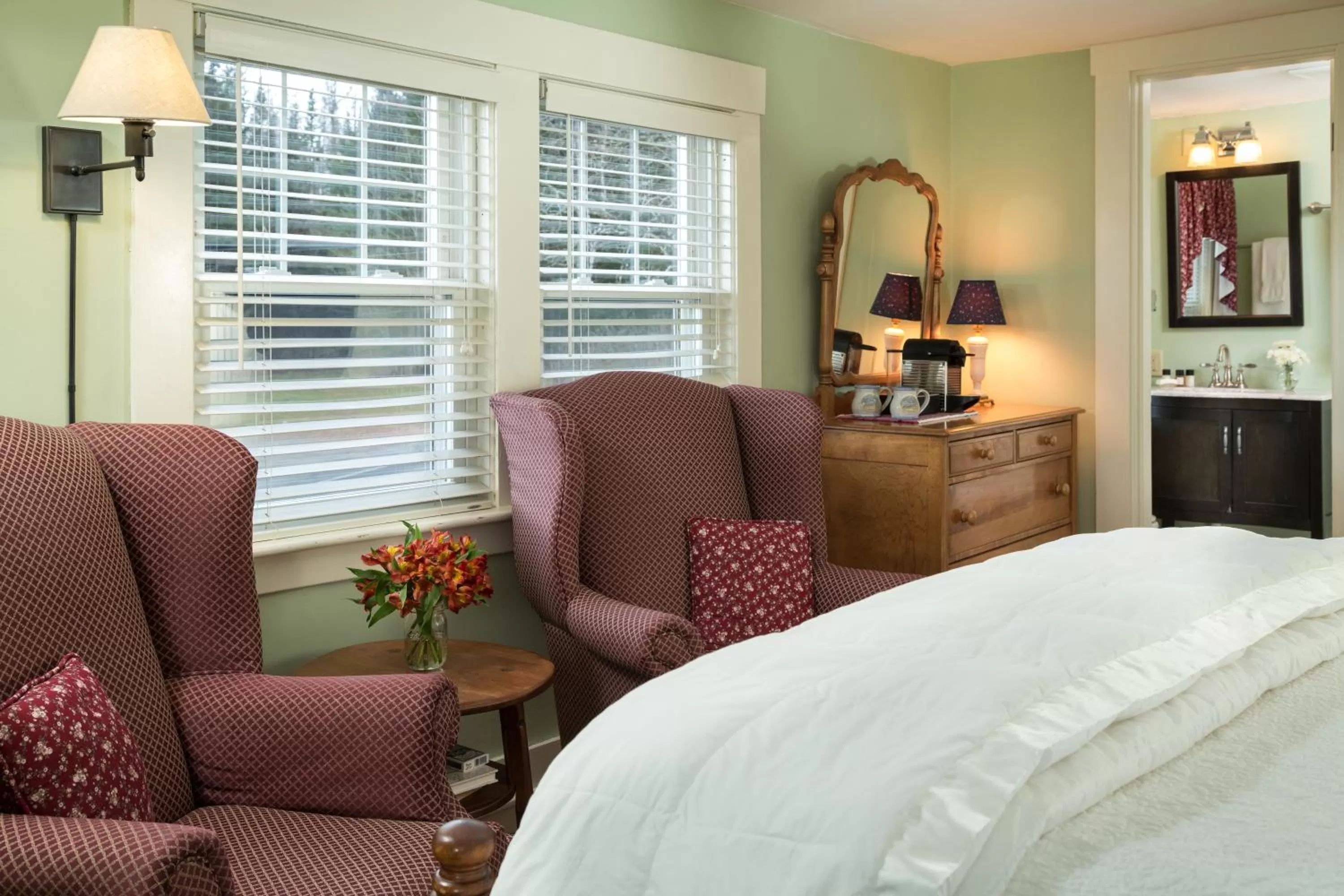 Bed in Sugar Hill Inn