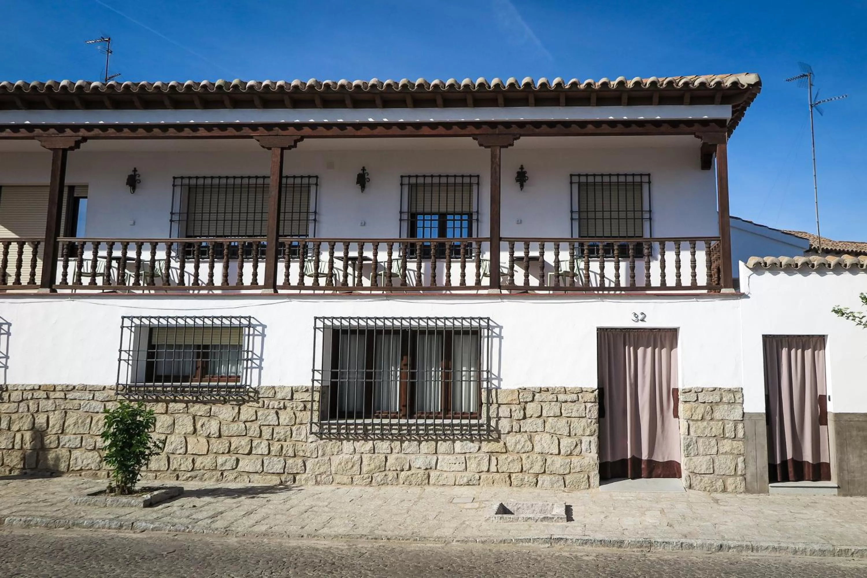 Facade/entrance, Property Building in Tomé, casa de huéspedes