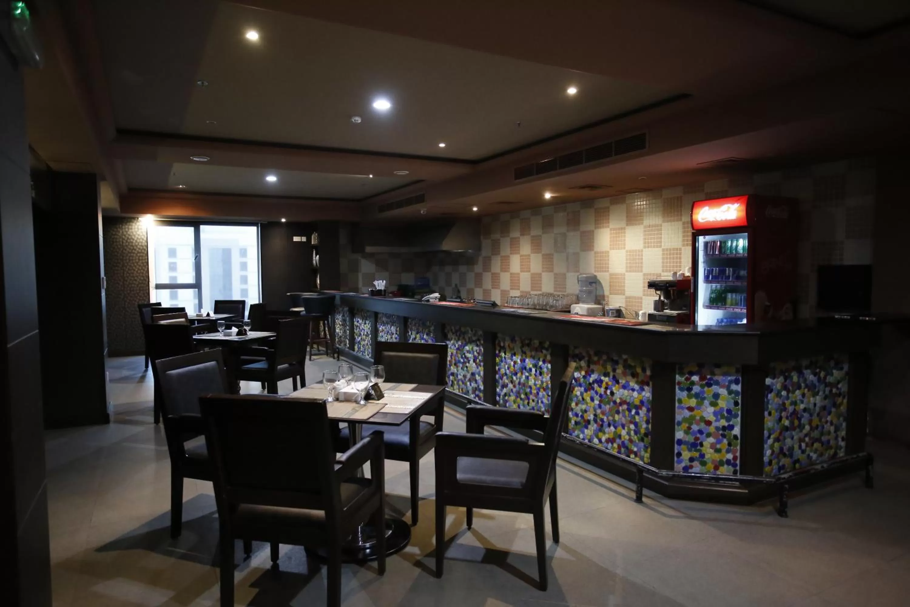 Food and drinks in Crystal Palace Hotel