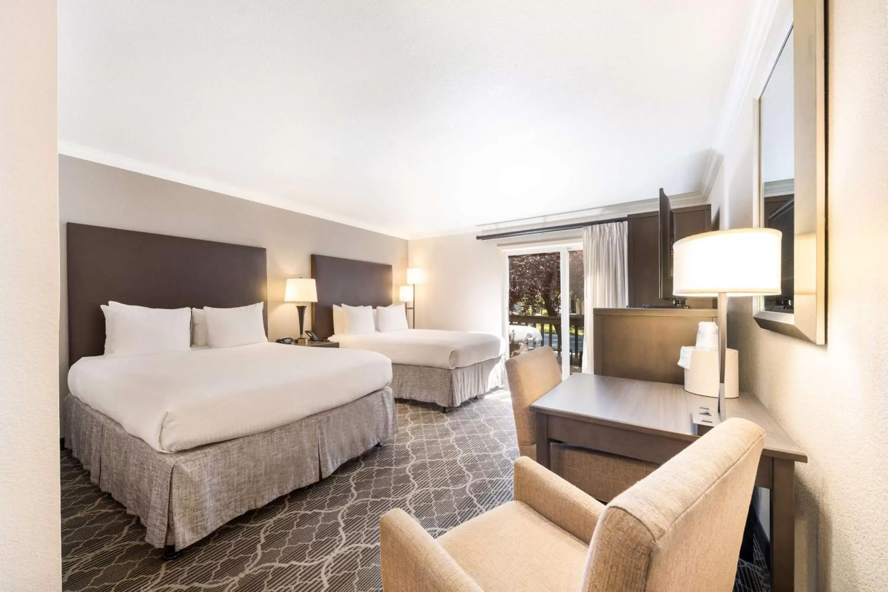 Queen Room with Two Queen Beds and Patio in Best Western Danville Sycamore Inn Queen Room with Two Queen Beds and Patio in Best Western Danville Sycamore Inn