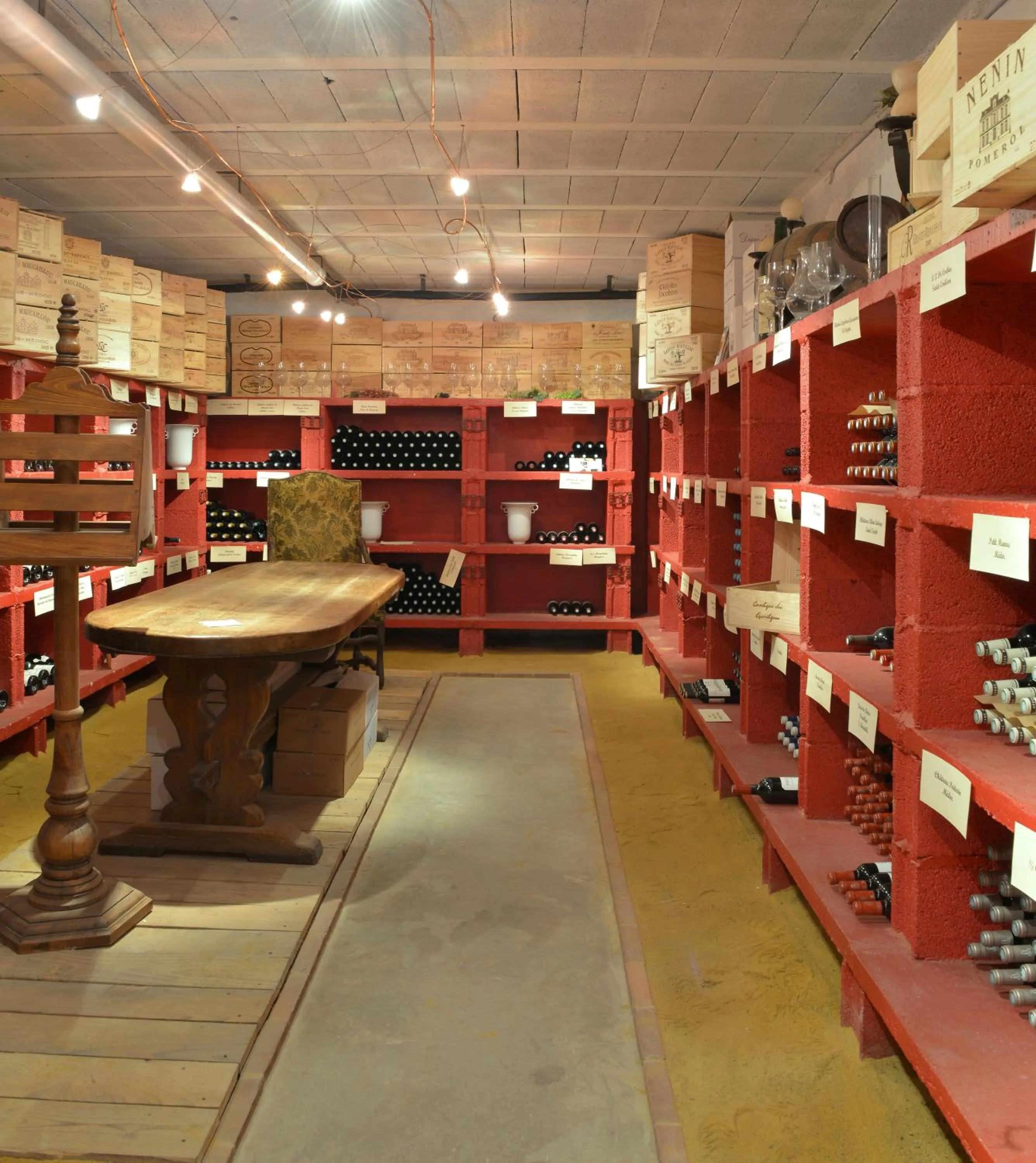 Evening entertainment in Logis Hotel - Restaurant Le Relais de Comodoliac