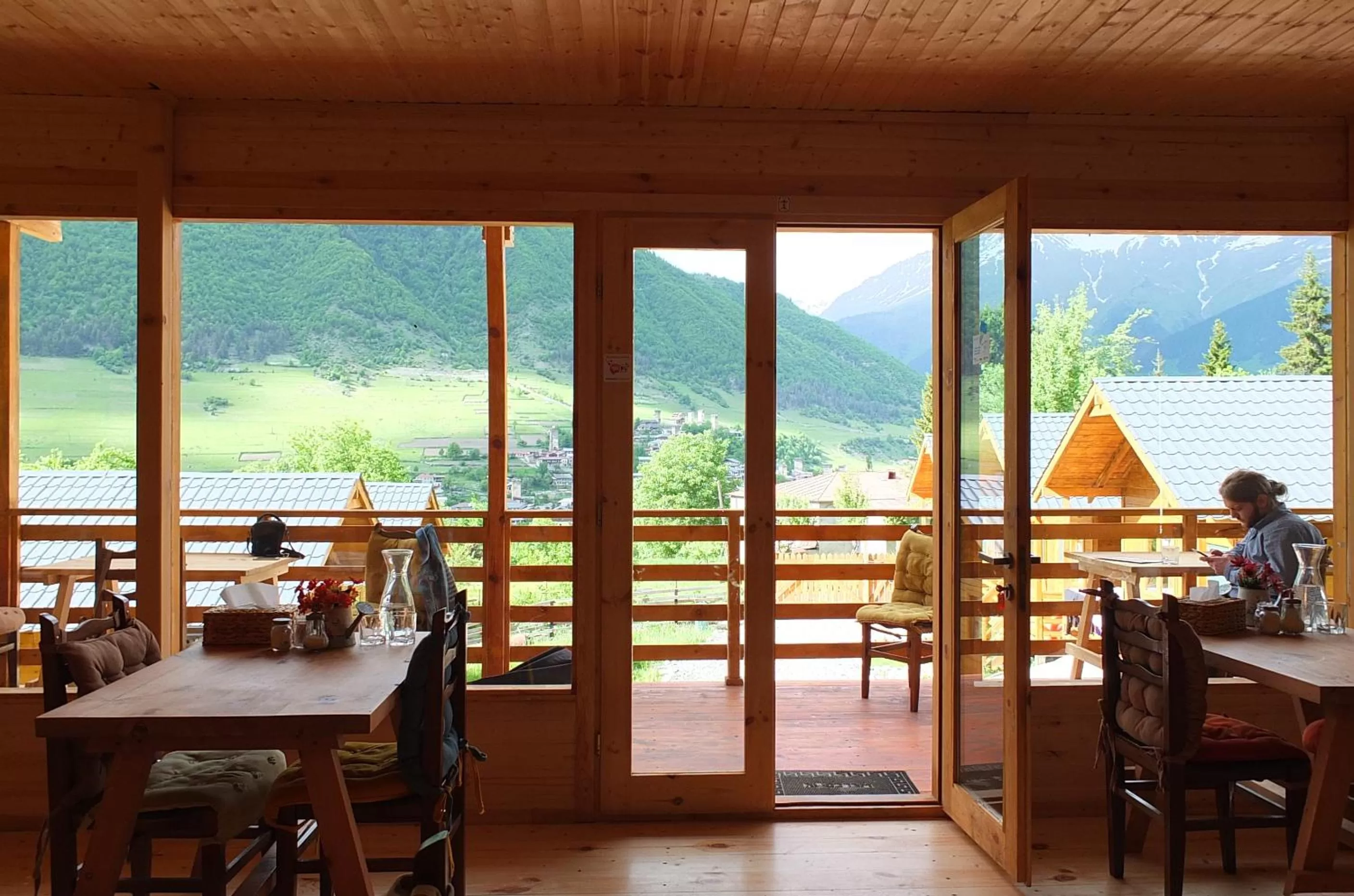 Restaurant/places to eat in Mountain Cabins