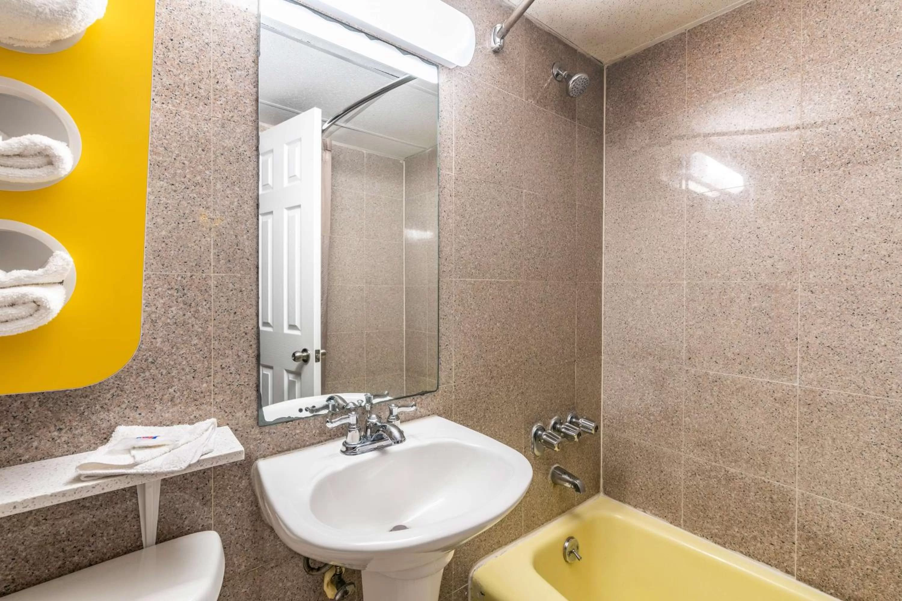 Bathroom in Motel 6-Elmsford, NY - White Plains