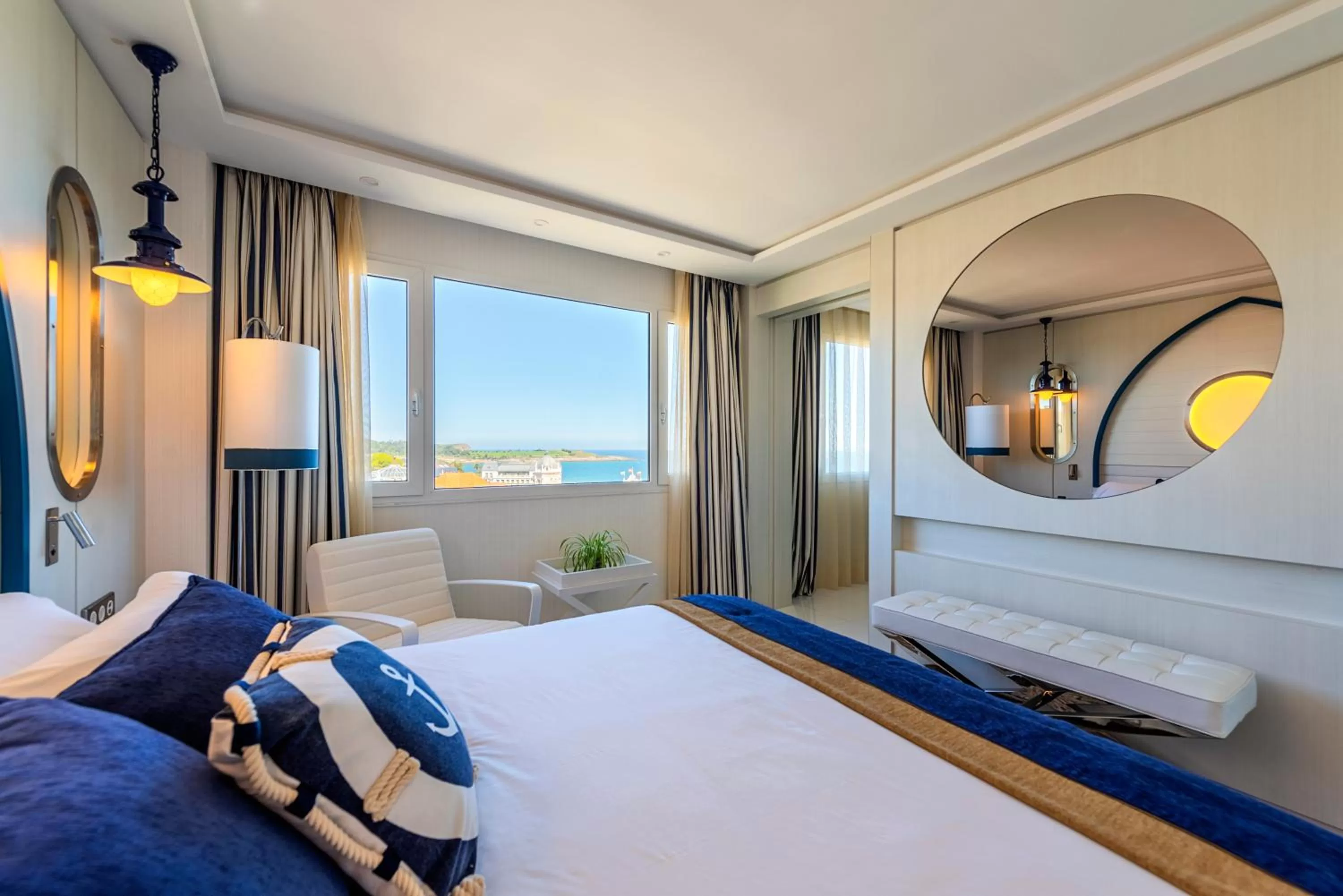 Bedroom, Bed in Santemar