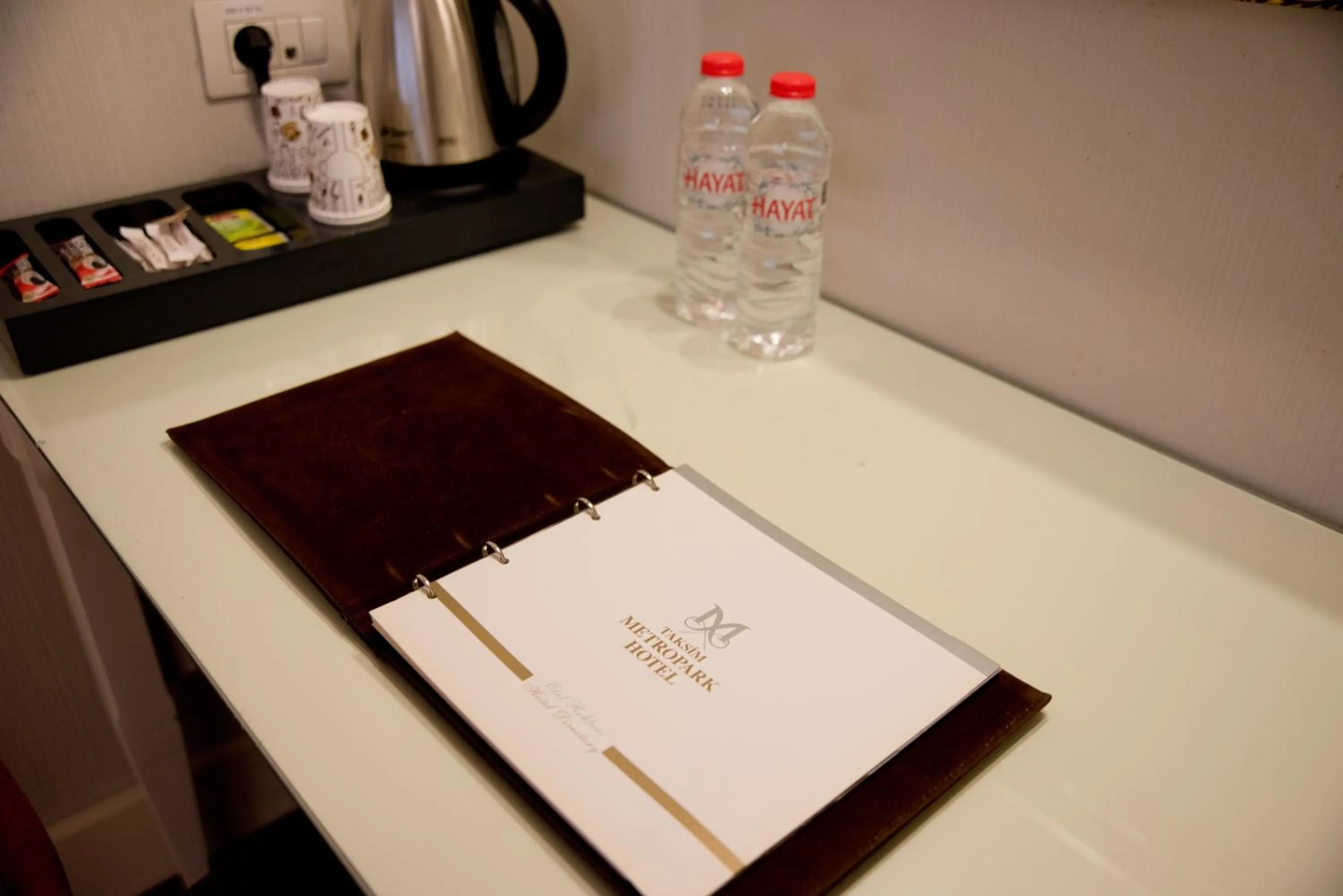 Coffee/tea facilities in Taksim Metropark Hotel