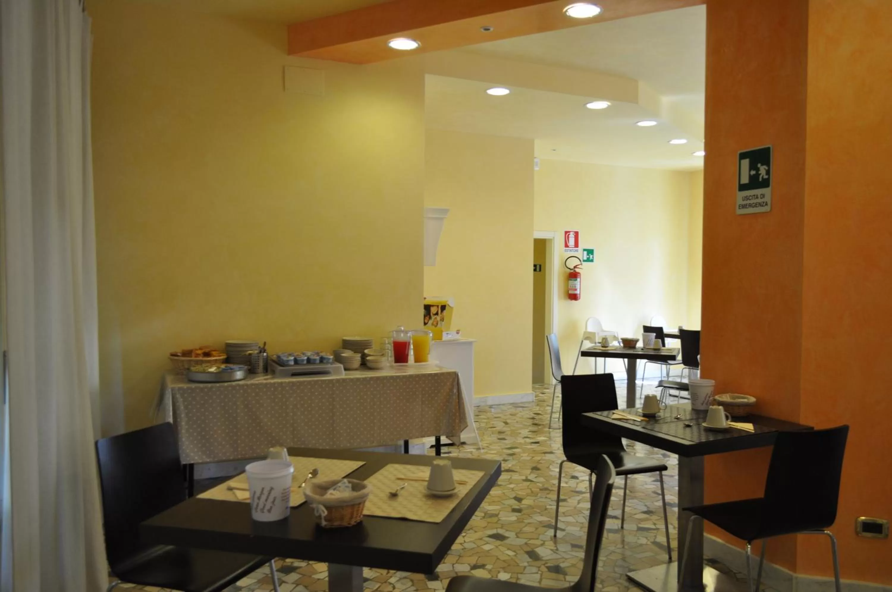 Food and drinks in Guerrini Hotel