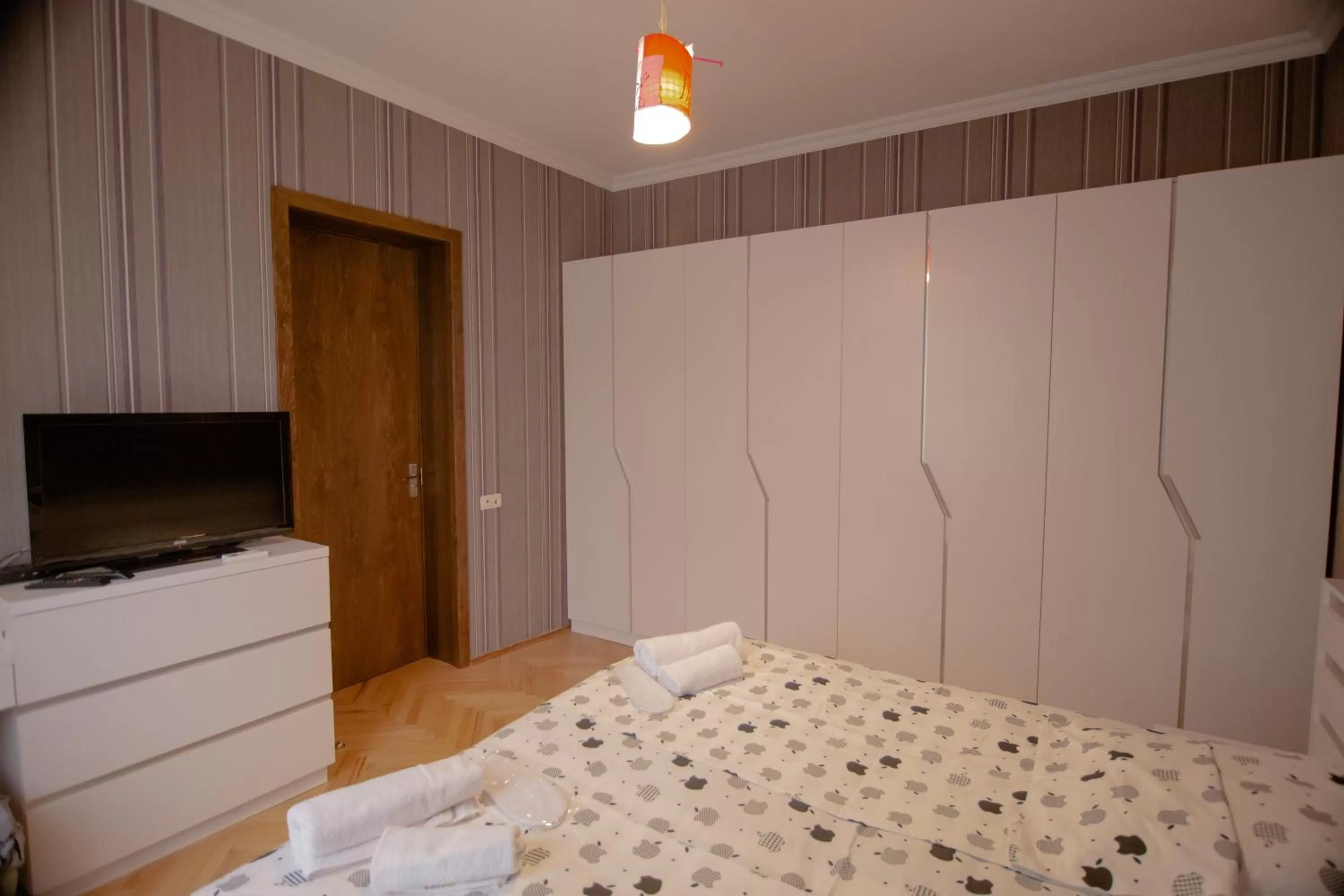 Bedroom, Bed in Qilimcha's Guesthouse