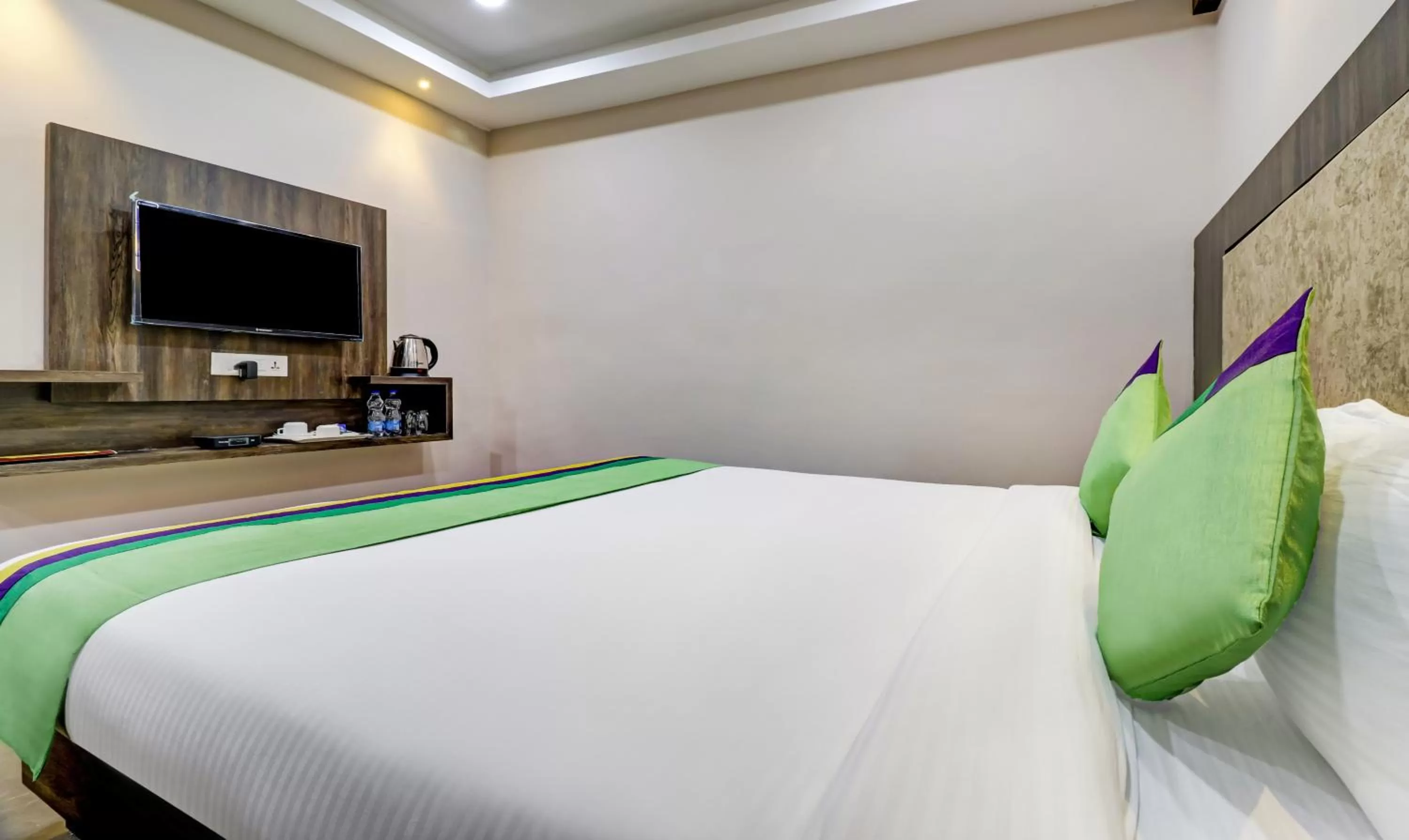 Photo of the whole room, Bed in Hotel Bikalal, Bikaner